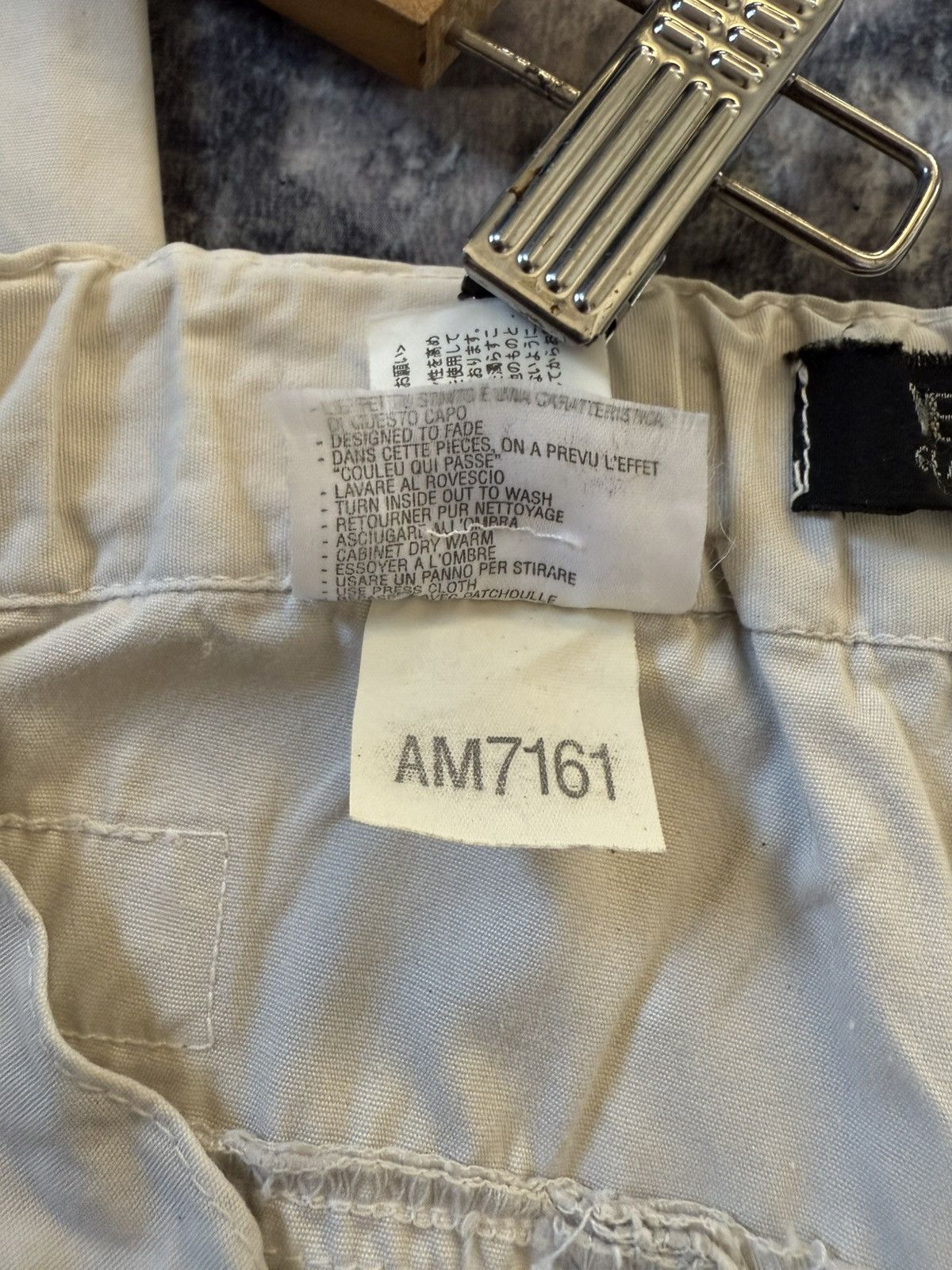 Versace Versace Classic V2 Wide Cargo Pants Italian Made Size US 30 / EU 46 - 21 Thumbnail