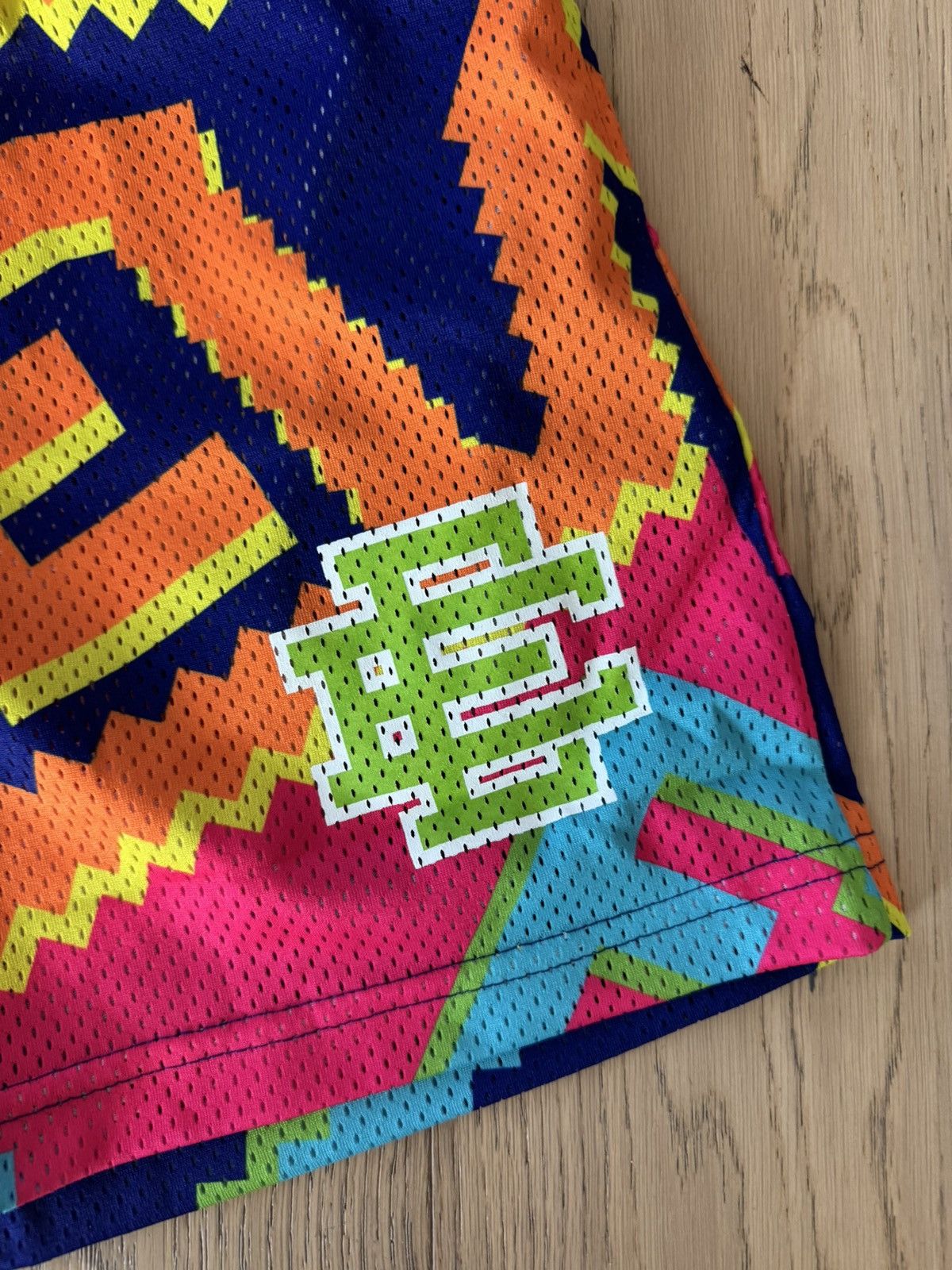 Eric Emanuel Eric Emanuel “Fiesta” Shorts BRAND NEW (Size Small) Size US 30 / EU 46 - 2 Thumbnail