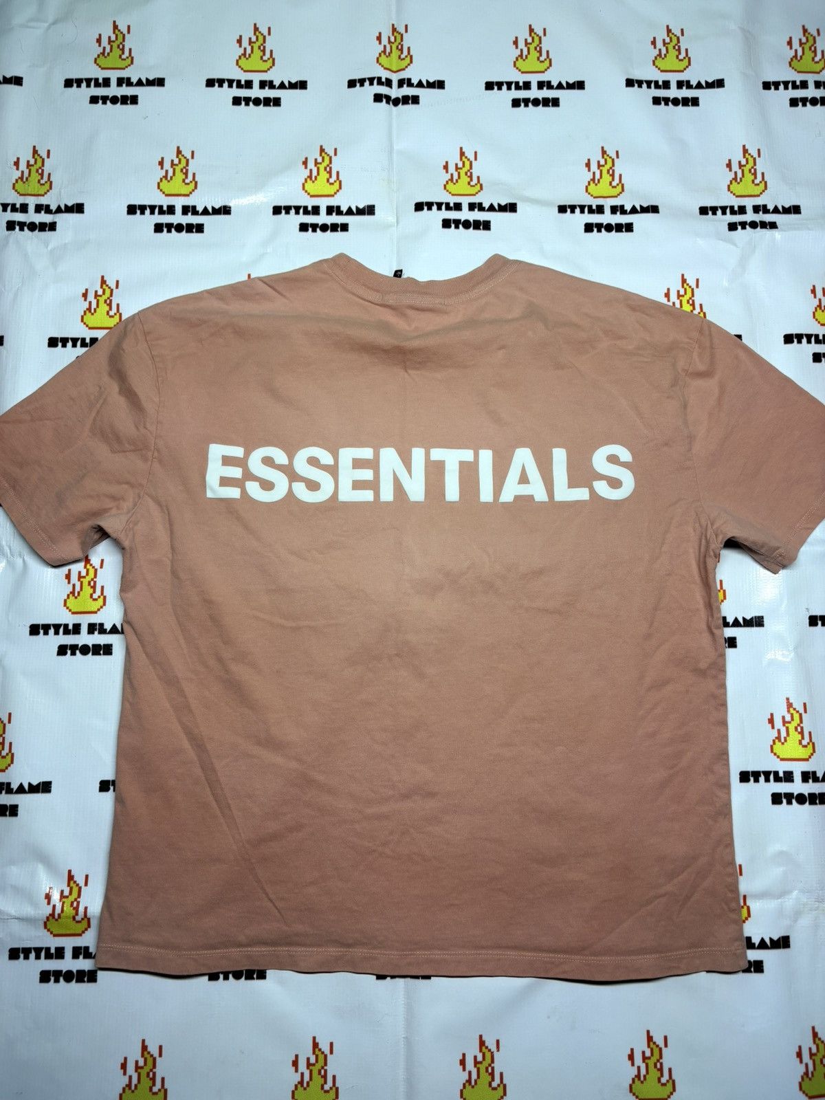Essentials × Fear of God Essentials Fear Of God Pink Logo 3M Size US L / EU 52-54 / 3 - 1 Thumbnail