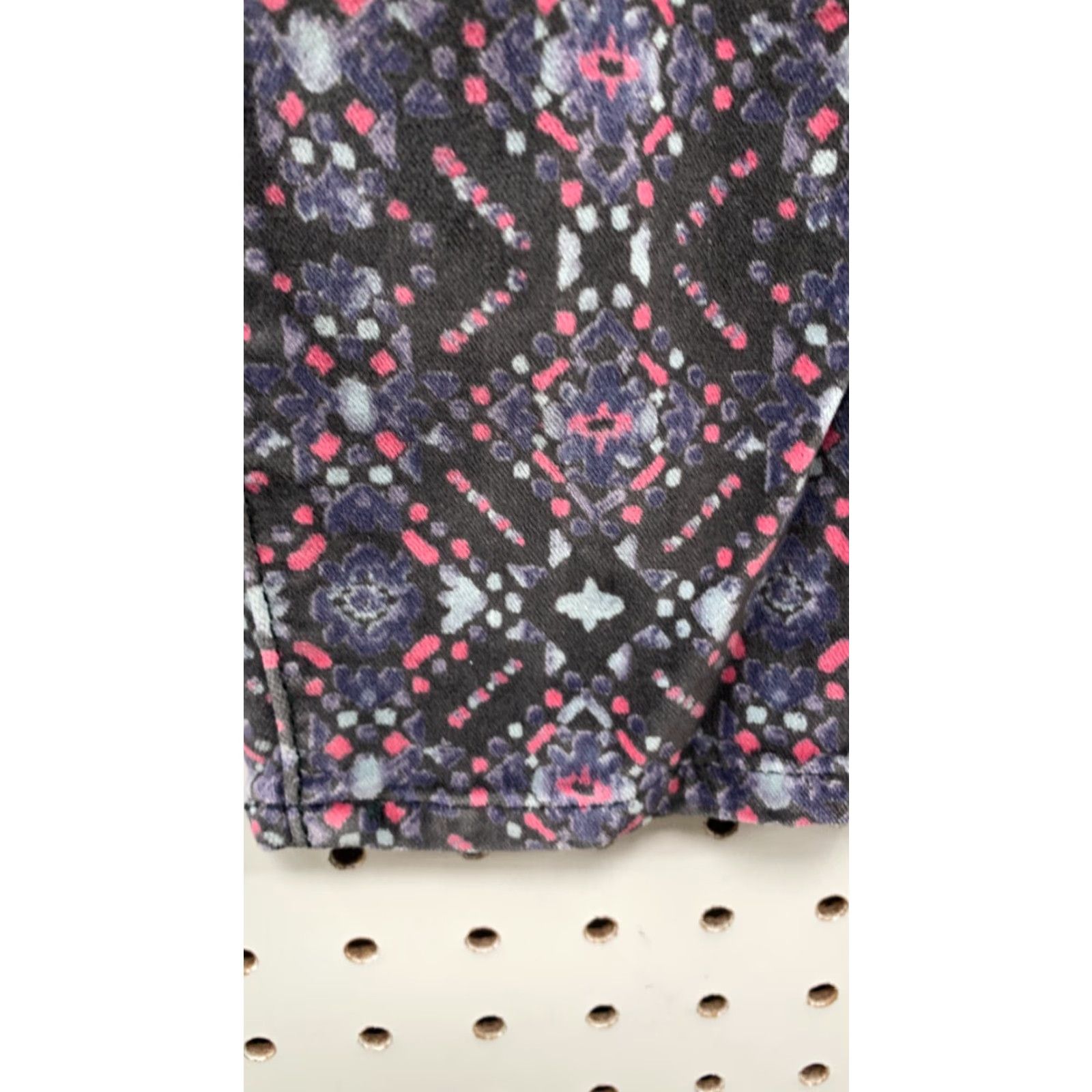 Free People Free People Velvet Velour Skinny Pants Womens 27 Regular 31x26 Multicolor Polka Dot Adult Womens Pants 90s Theme Size 27" / US 4 / IT 40 - 5 Thumbnail