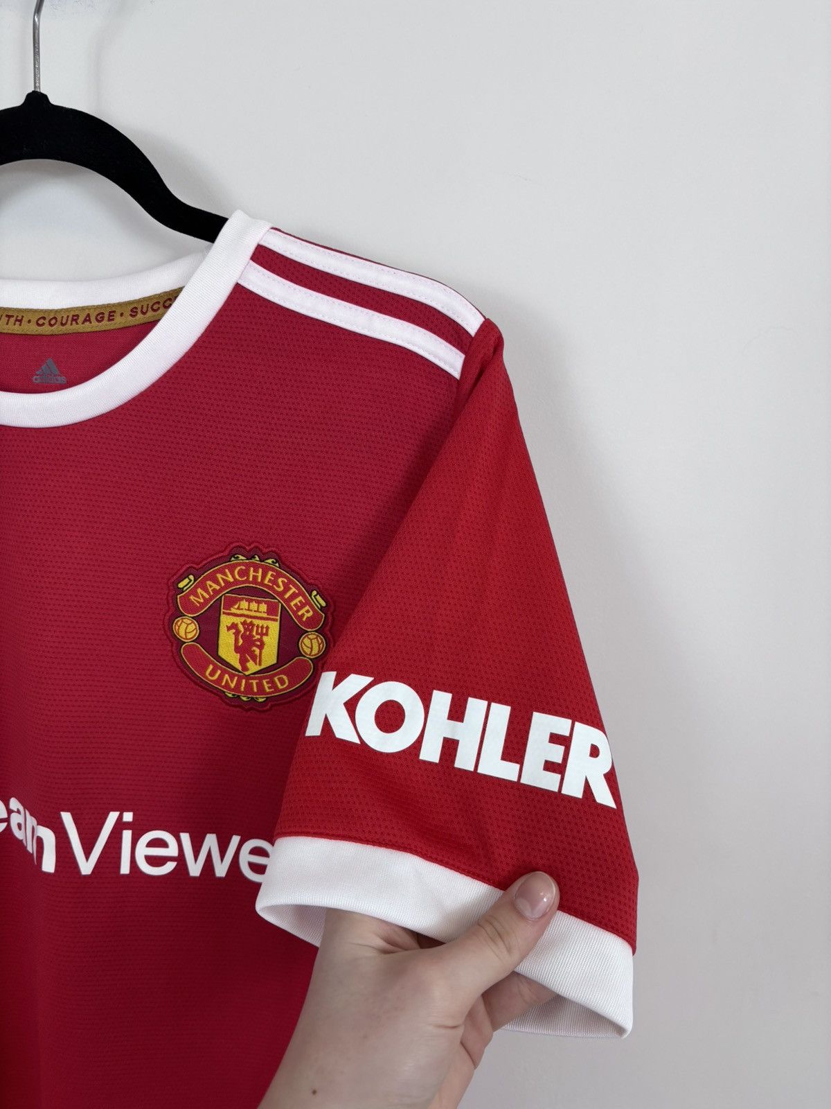 Adidas Adidas Manchester United NWT 2021/22 Toone #7 Soccer Jersey Size US L / EU 52-54 / 3 - 12 Thumbnail
