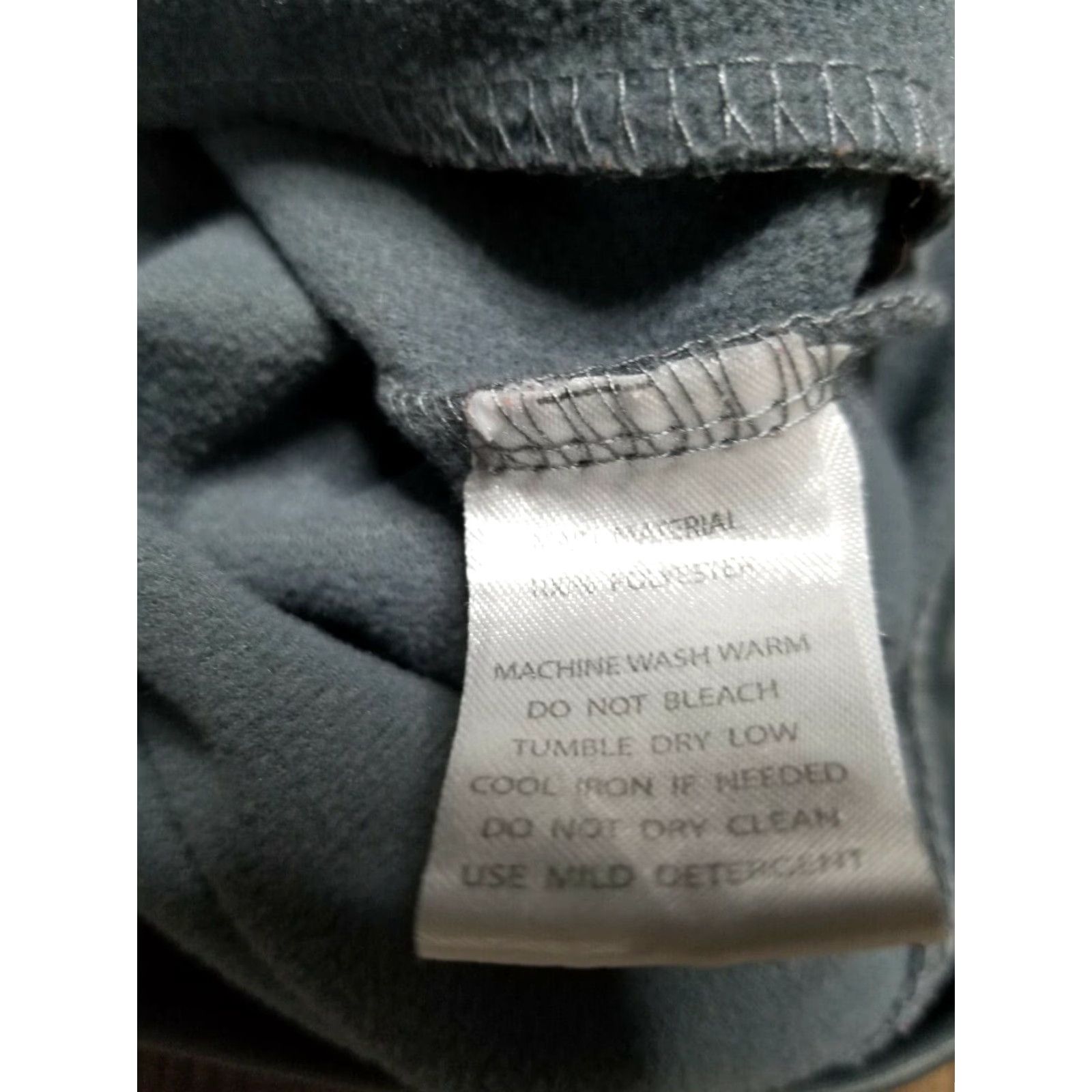 Nike VINTAGE Nike Zip Up Hoodie Sweatshirt Distressed Gray Red Tag Mens L Gr ay Size US L / EU 52-54 / 3 - 4 Thumbnail