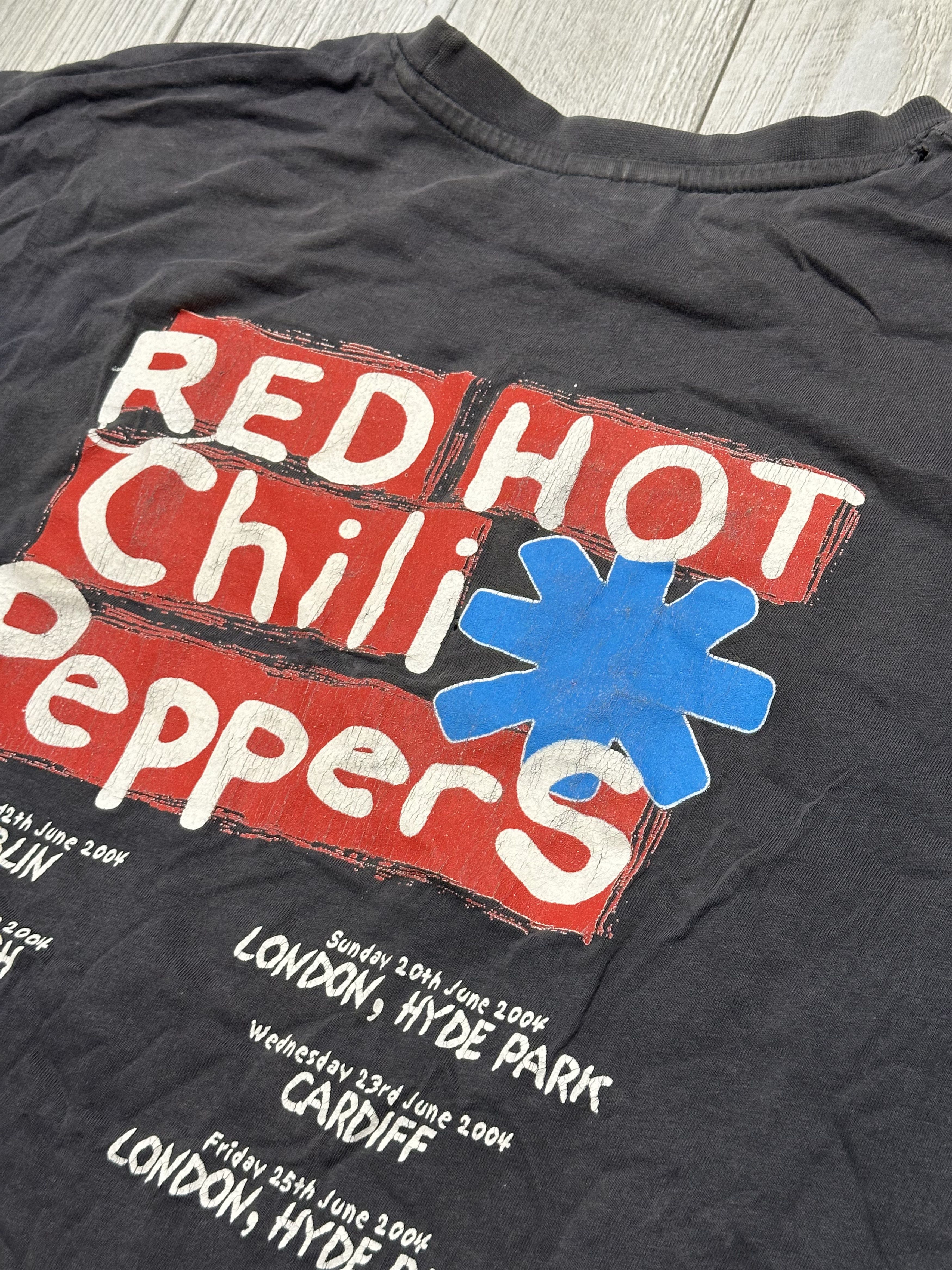 Bc Ethic VINTAGE Red Hot Chili Peppers 2004 Stadium Tour Y2K Size US M / EU 48-50 / 2 - 9 Thumbnail