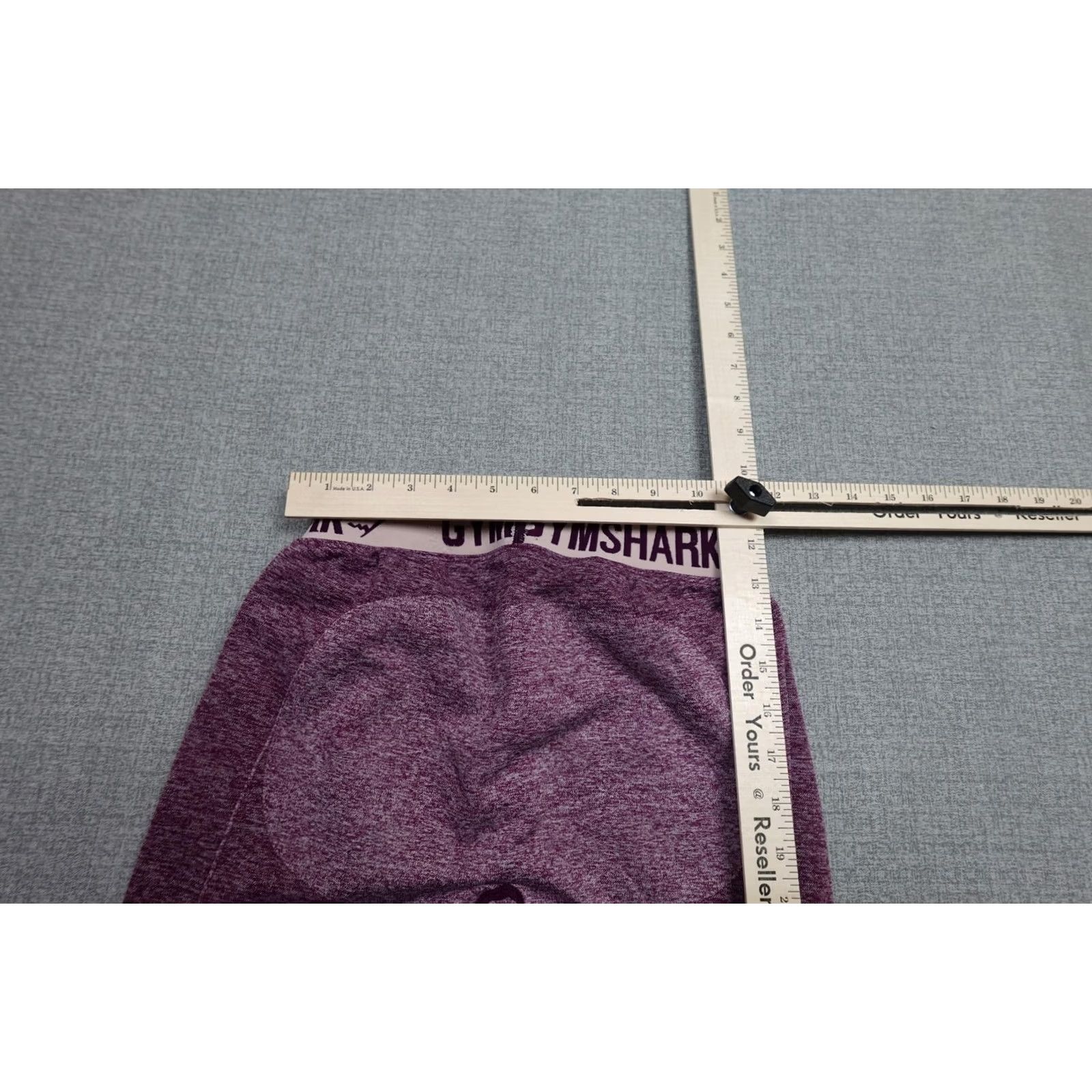 Gymshark VINTAGE? No. Gymshark Womens Leggings Cropped XS Purple Seamless High Rise Workout Yoga Pants Size 28" / US 6 / IT 42 - 6 Thumbnail