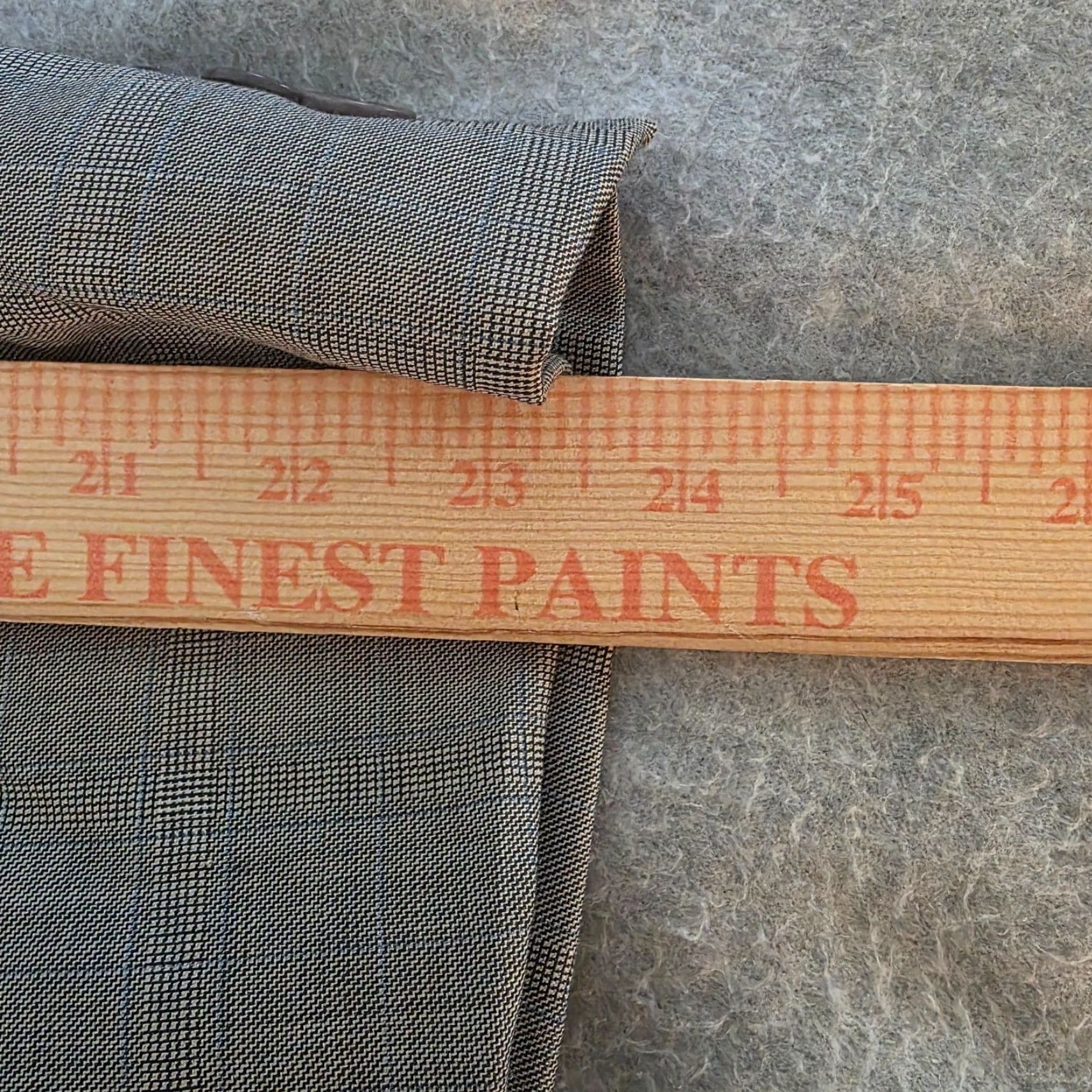 Jos. A. Bank Jos A Bank Signature Gold 2 Piece Suit Men's 42R 33W Gray Wool Plaid Windowpane Suit Size 42R - 7 Thumbnail