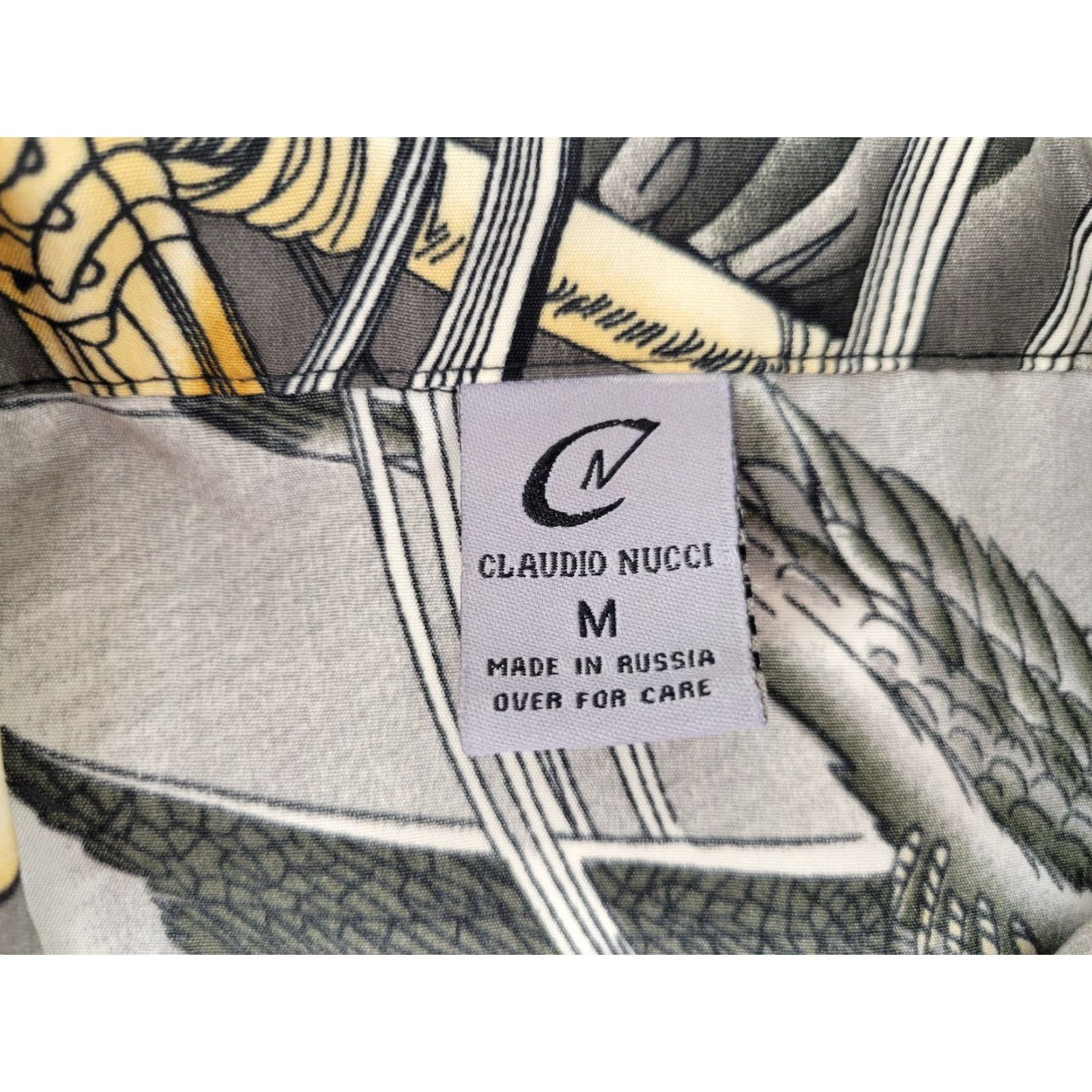 Vintage VINTAGE Claudio Nucci Anime Samurai Warrior Eagle Hawk Button Up AOP Shirt Mens MED Size US M / EU 48-50 / 2 - 8 Thumbnail