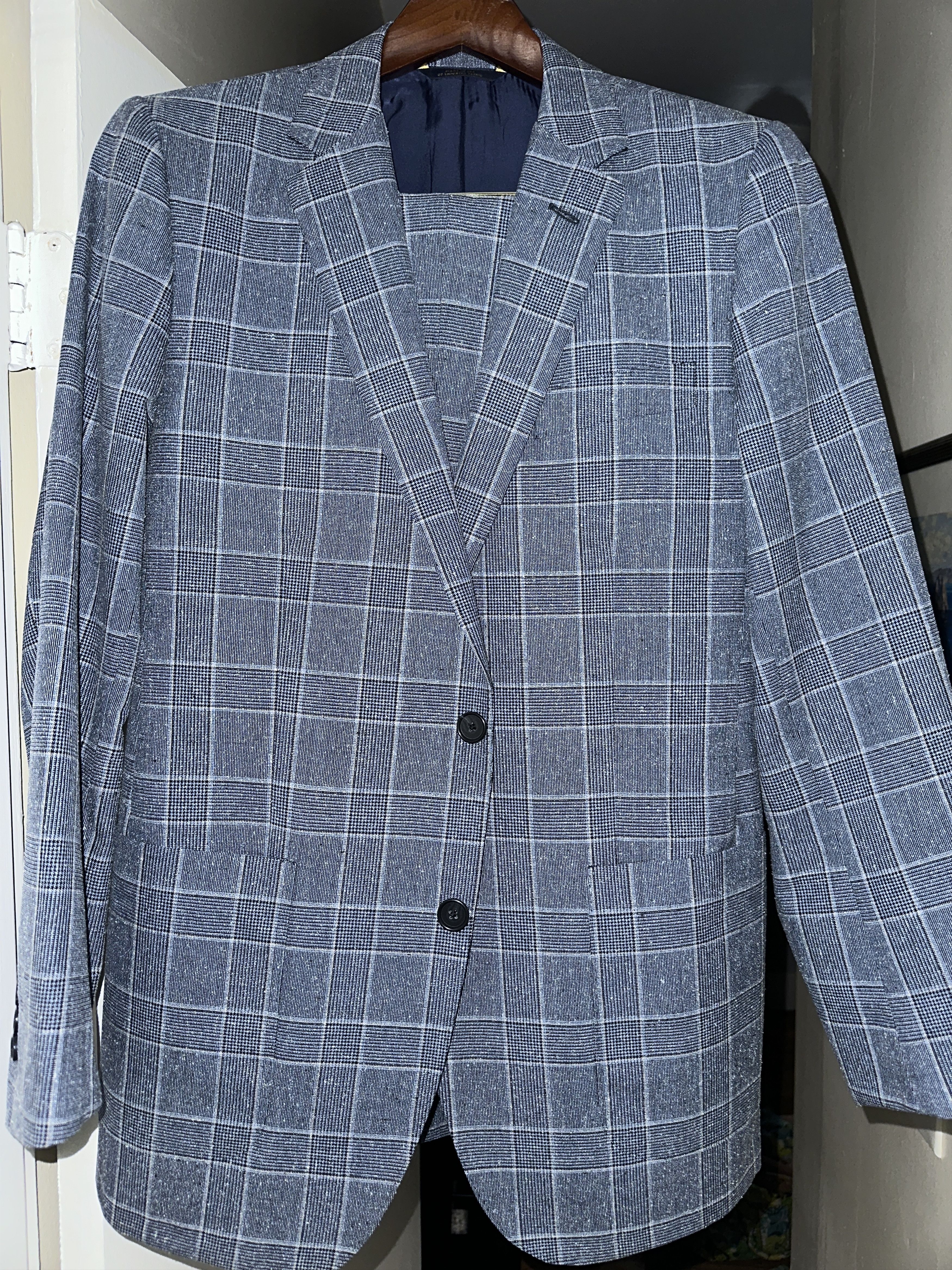 Brooks Brothers MiUSA Wool-silk 1818 Suit Size 38R - 5 Thumbnail
