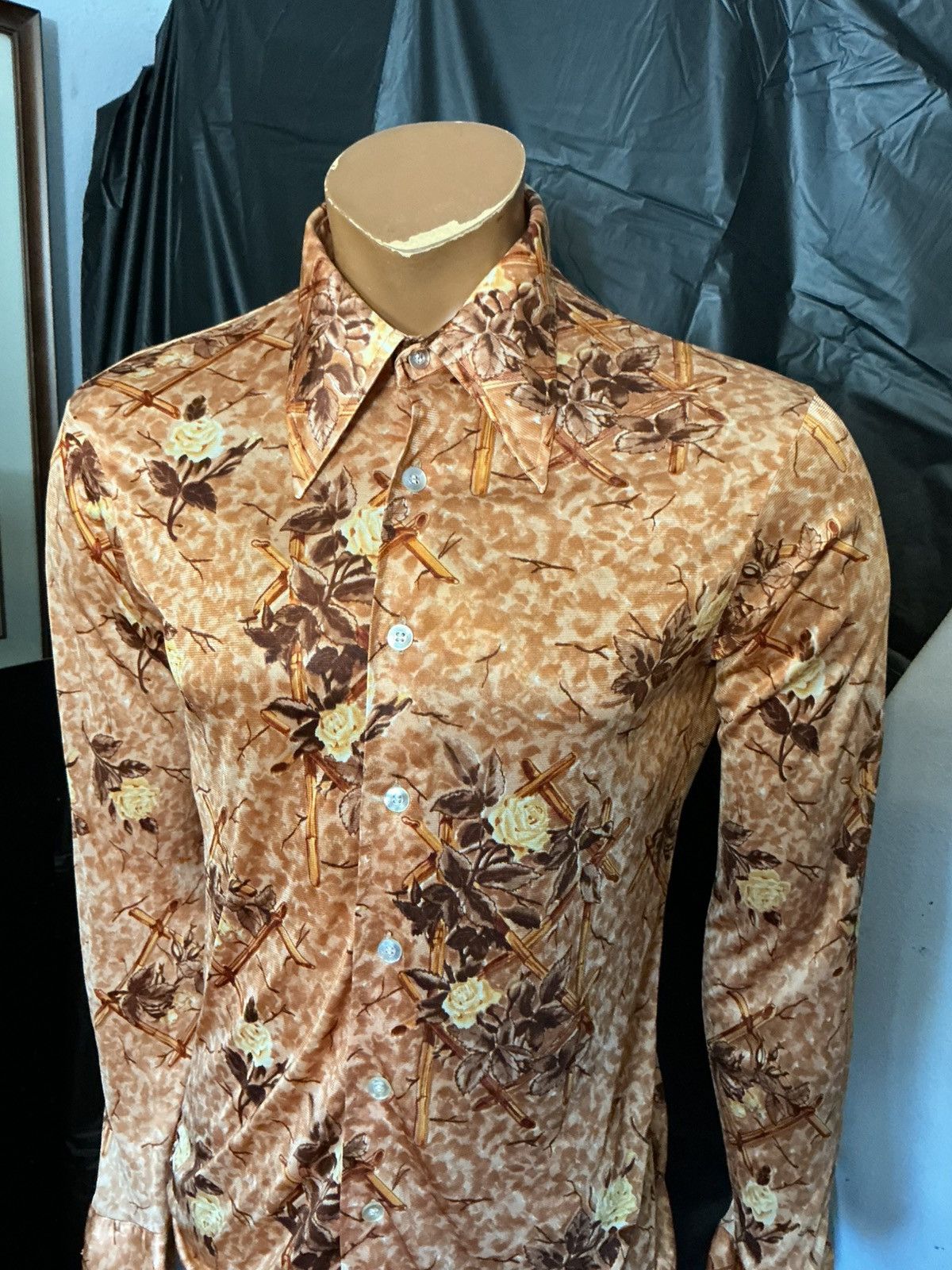 Vintage 1970s Dude By Cambridge Rose Flower Bamboo Polyester Shirt Size US S / EU 44-46 / 1 - 10 Thumbnail