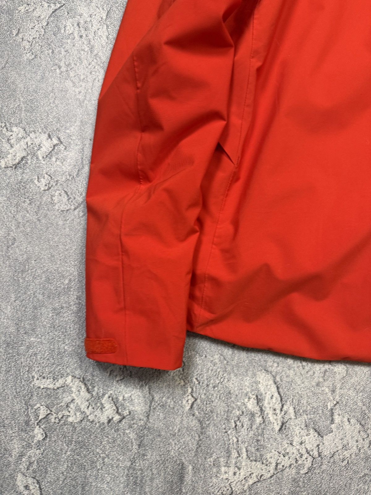 Peak Performance Peak Performance Gore-Tex Jacket Gorpcore Size US M / EU 48-50 / 2 - 9 Thumbnail