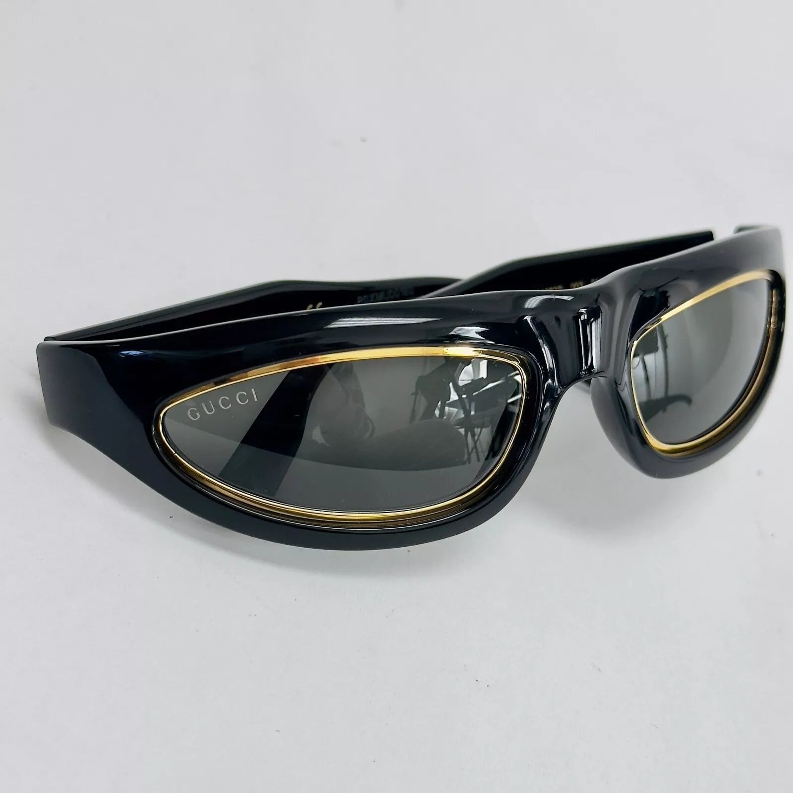 Gucci GUCCI ARIA 1062 Black Gold 003 Narrow Sunglasses GG1062S Size ONE SIZE - 6 Thumbnail
