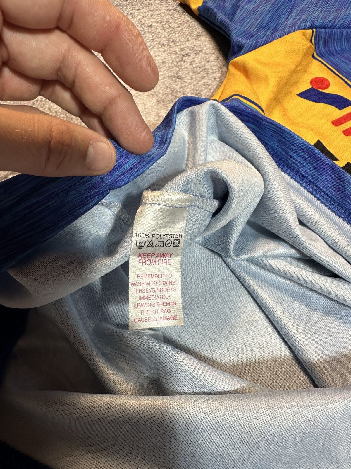O'Neills O'neills Tipperary 10 GAA SHIRT TRIKOT JERSY CAMISETA S Size US S / EU 44-46 / 1 - 5 Thumbnail