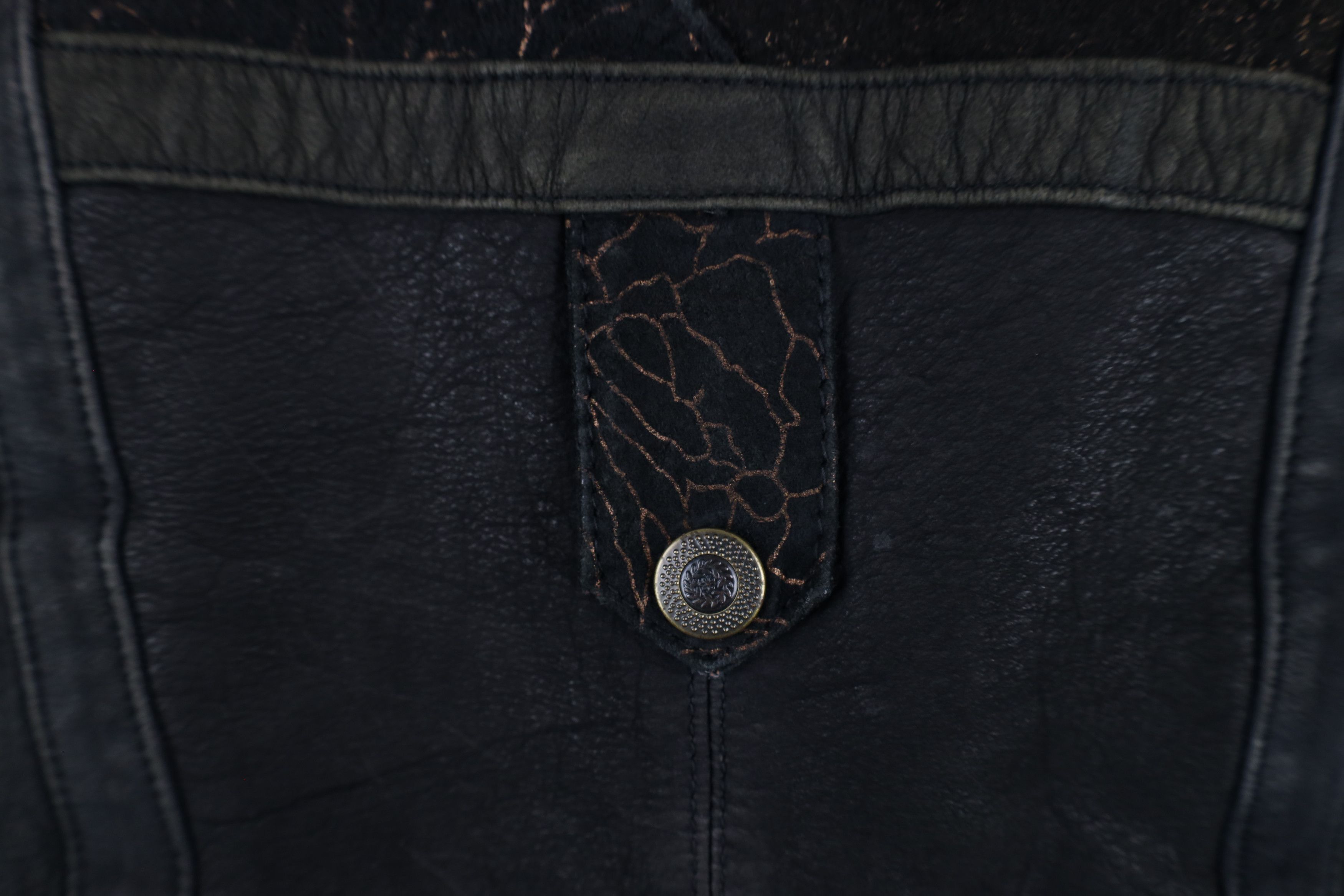 Vintage Vintage 90s Streetwear Paisley Suede Leather Bomber Jacket Size L / US 10 / IT 46 - 12 Thumbnail