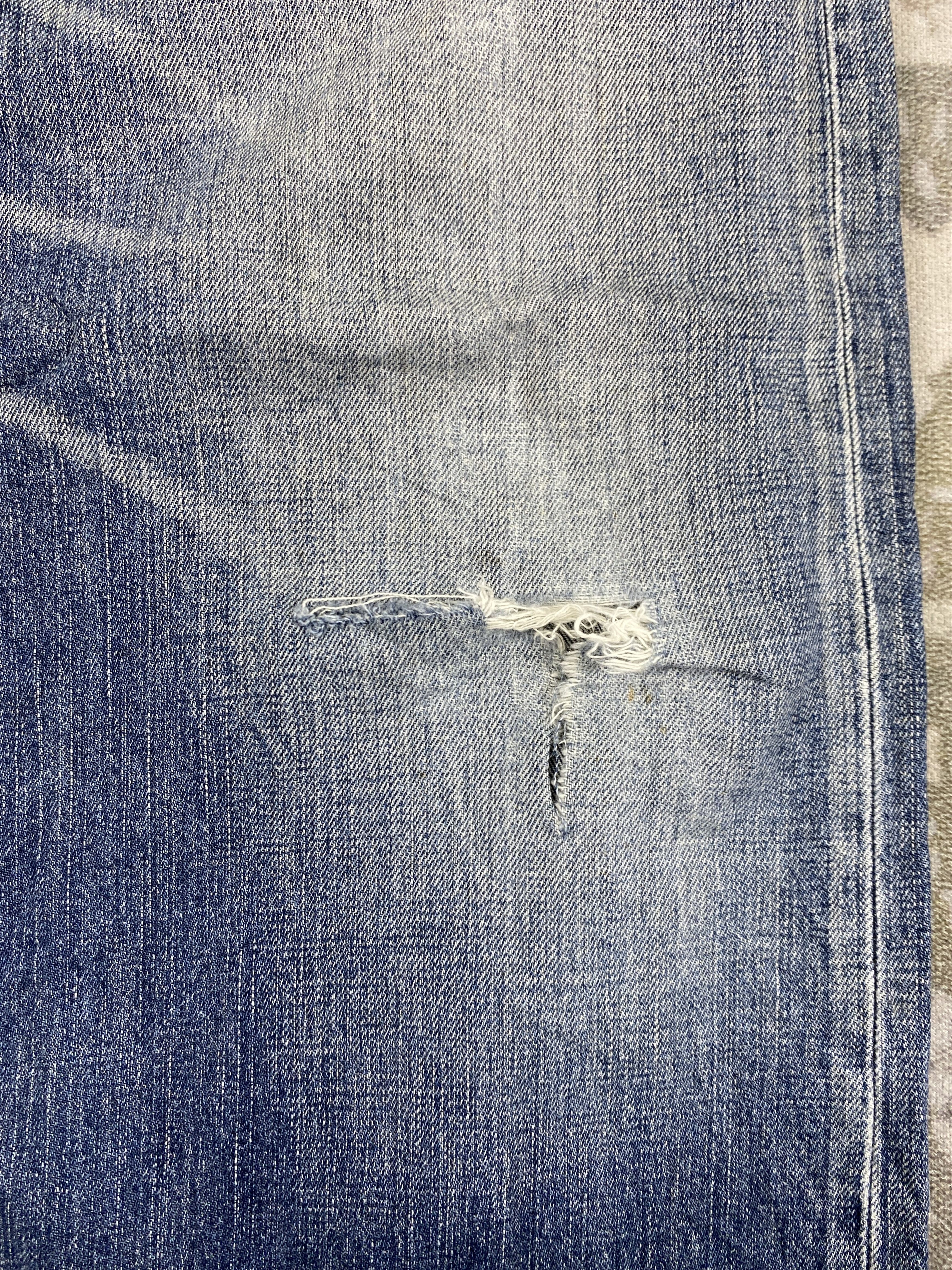 Levi's Distressed Vintage Levi's 504 Baggy Jeans 32x27.5 - JN3859 Size US 32 / EU 48 - 13 Thumbnail