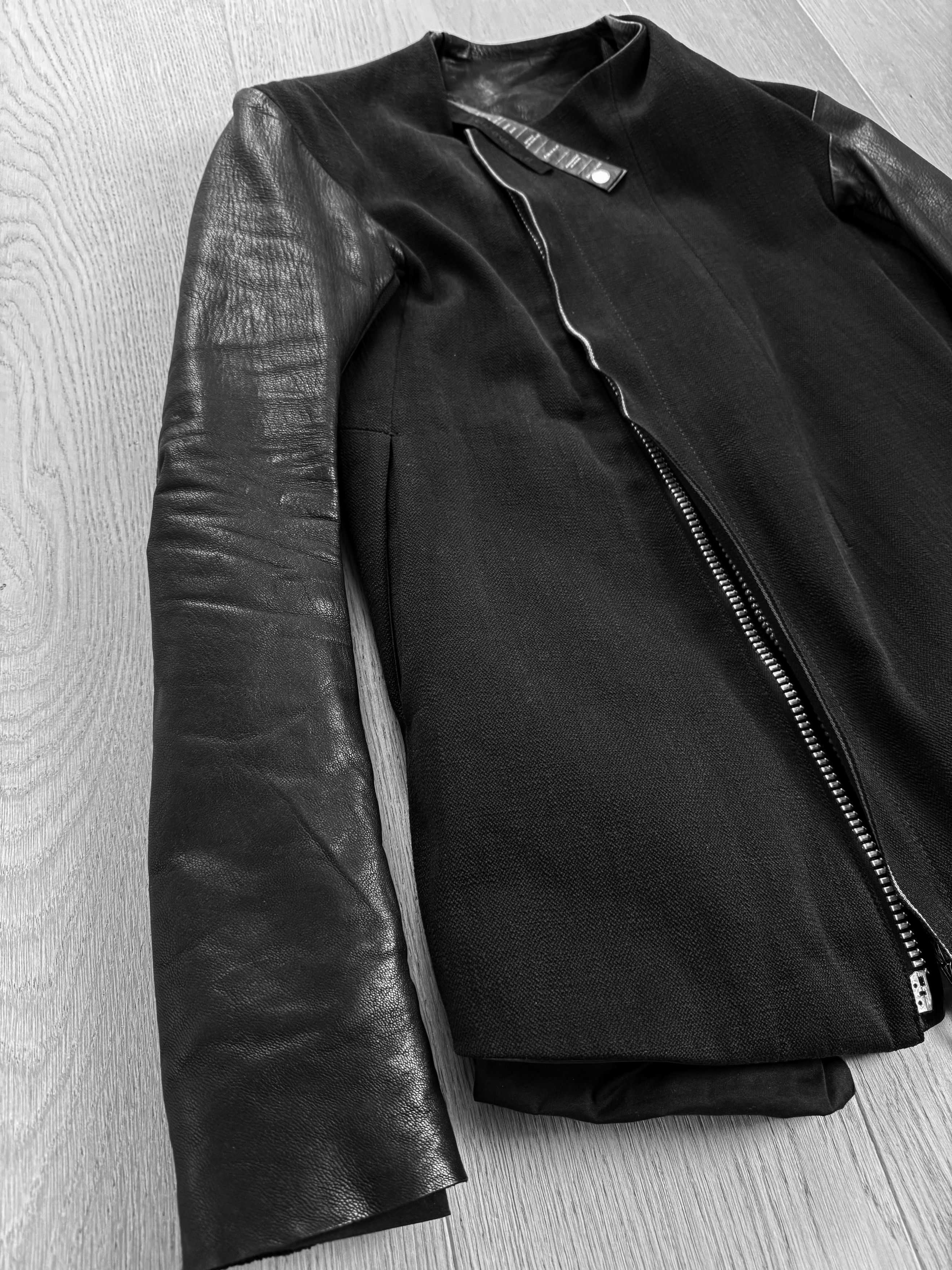 Boris Bidjan Saberi Boris Bidjan Saberi Leatherjacket J1 bock skin S Size US S / EU 44-46 / 1 - 7 Thumbnail