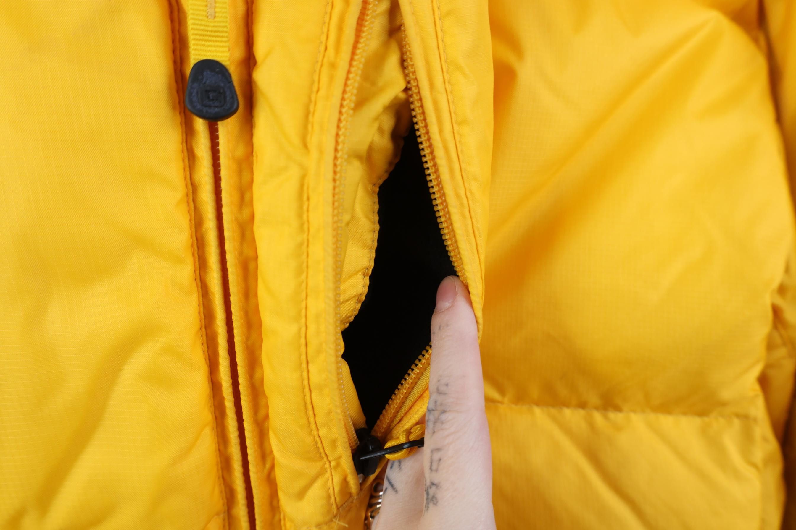 Gap Vintage Y2K 2002 Gap Insulated Puffer Jacket Yellow Hooded Size US M / EU 48-50 / 2 - 4 Thumbnail