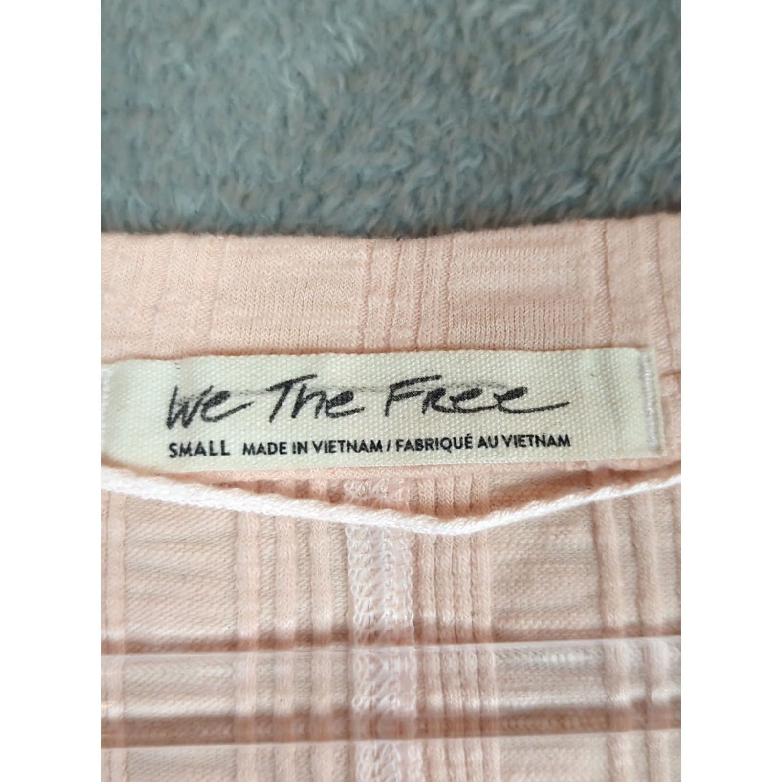 Free People VINTAGE? No. Free People Top Tie Dye Long Sleeve Ribbed Peachy Pink Small Womens Bohemian Hippie Shirt Regular Size S Size S / US 4 / IT 40 - 3 Thumbnail