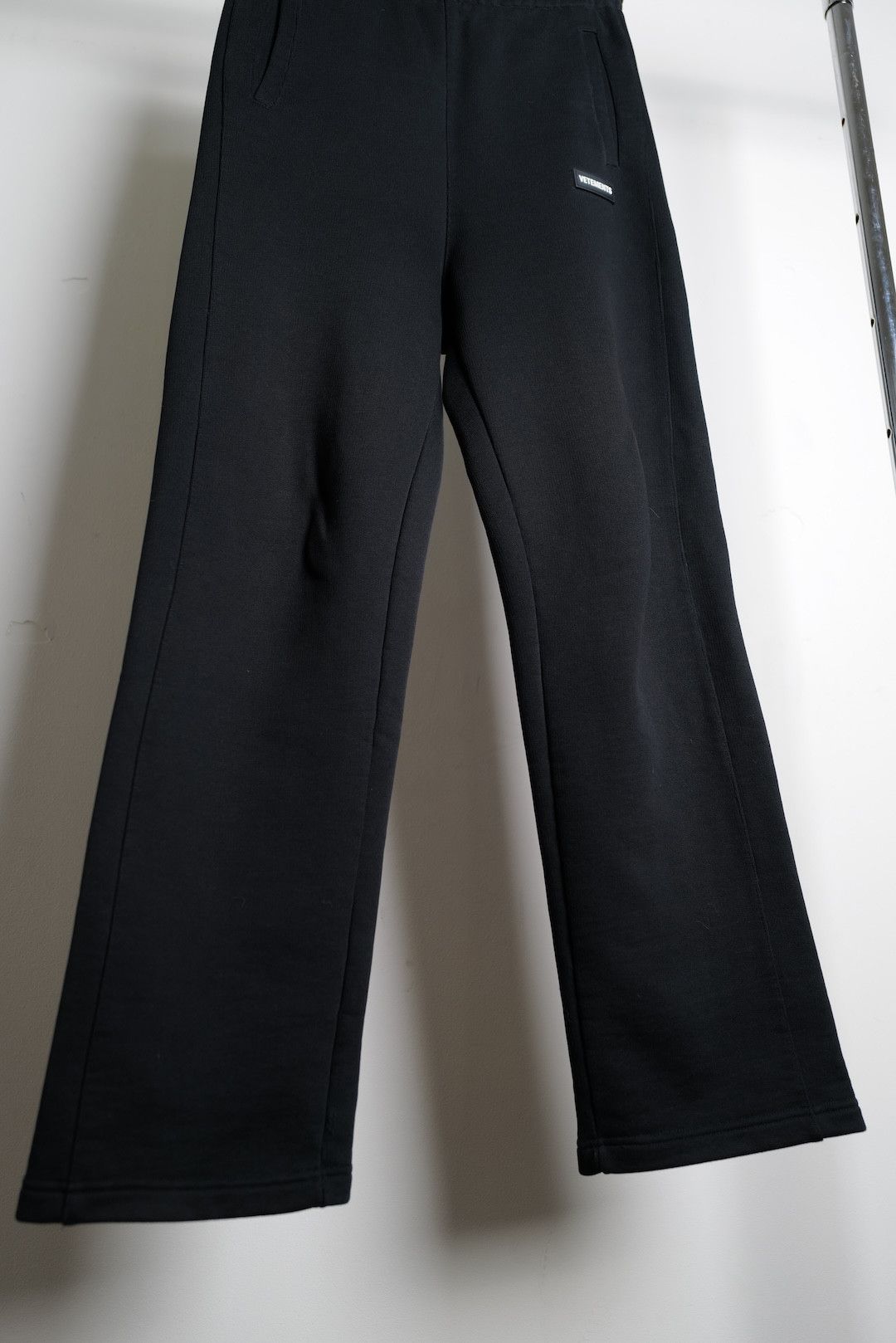 Vetements JERSEY TRACKPANTS Size US 30 / EU 46 - 6 Thumbnail