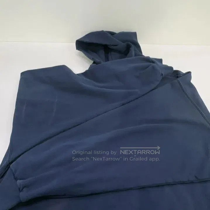 Balenciaga Balenciaga SS24 Logo Hoodie in Deep Blue. Size US XS / EU 42 / 0 - 5 Thumbnail