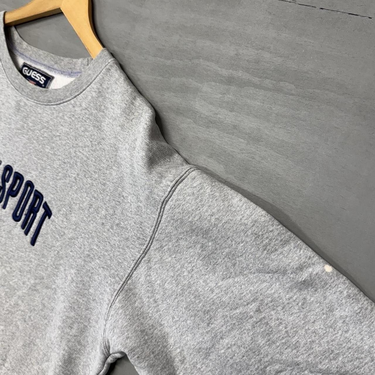 Guess Vintage Guess Sport USA Embroidered Grey Sweatshirt Large Size US L / EU 52-54 / 3 - 8 Thumbnail