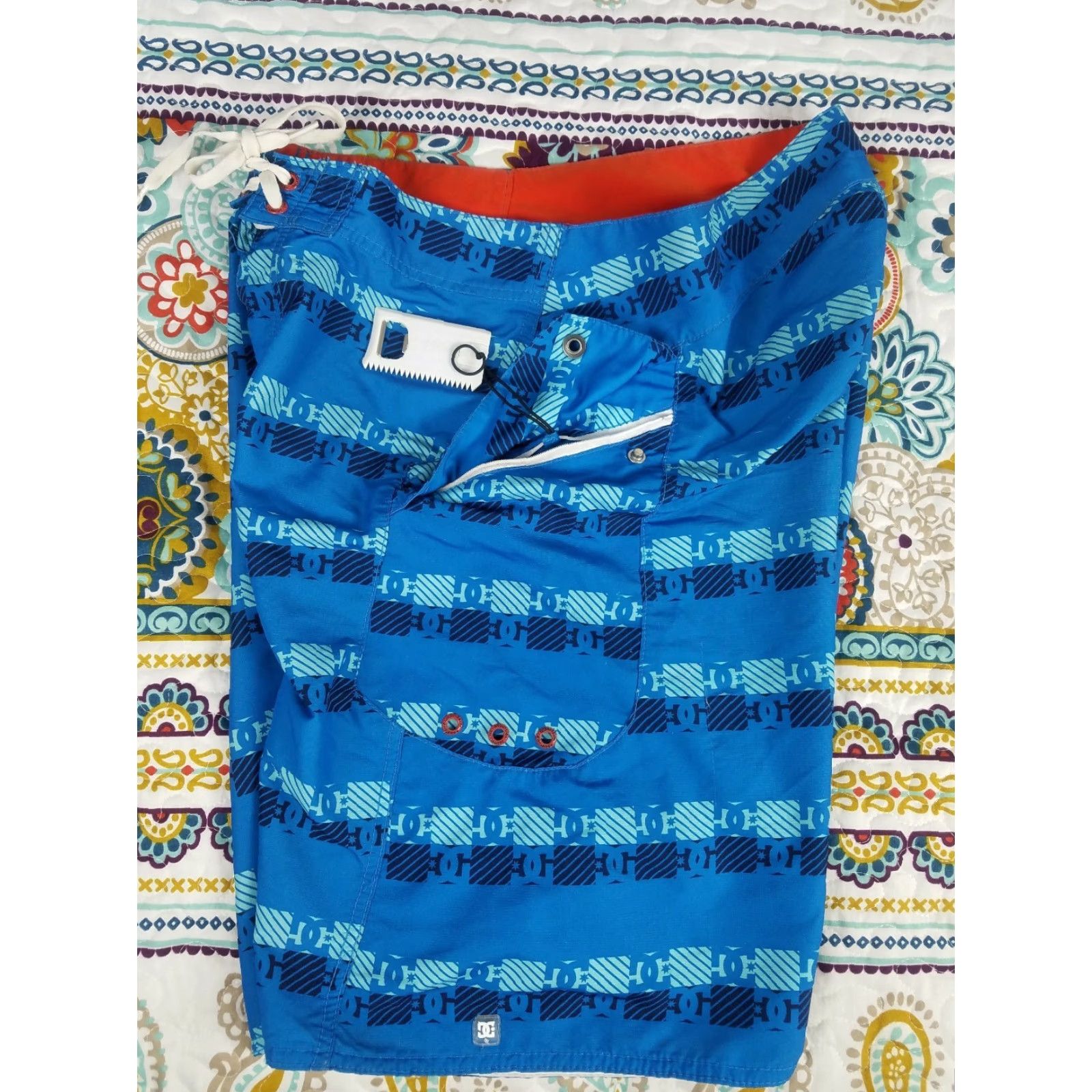 AQUA VINTAGE DC Skateboard Surfing Swim Trunks Shorts Mens Sz 36 Aqua Blue Swimming Size US 36 / EU 52 - 2 Thumbnail