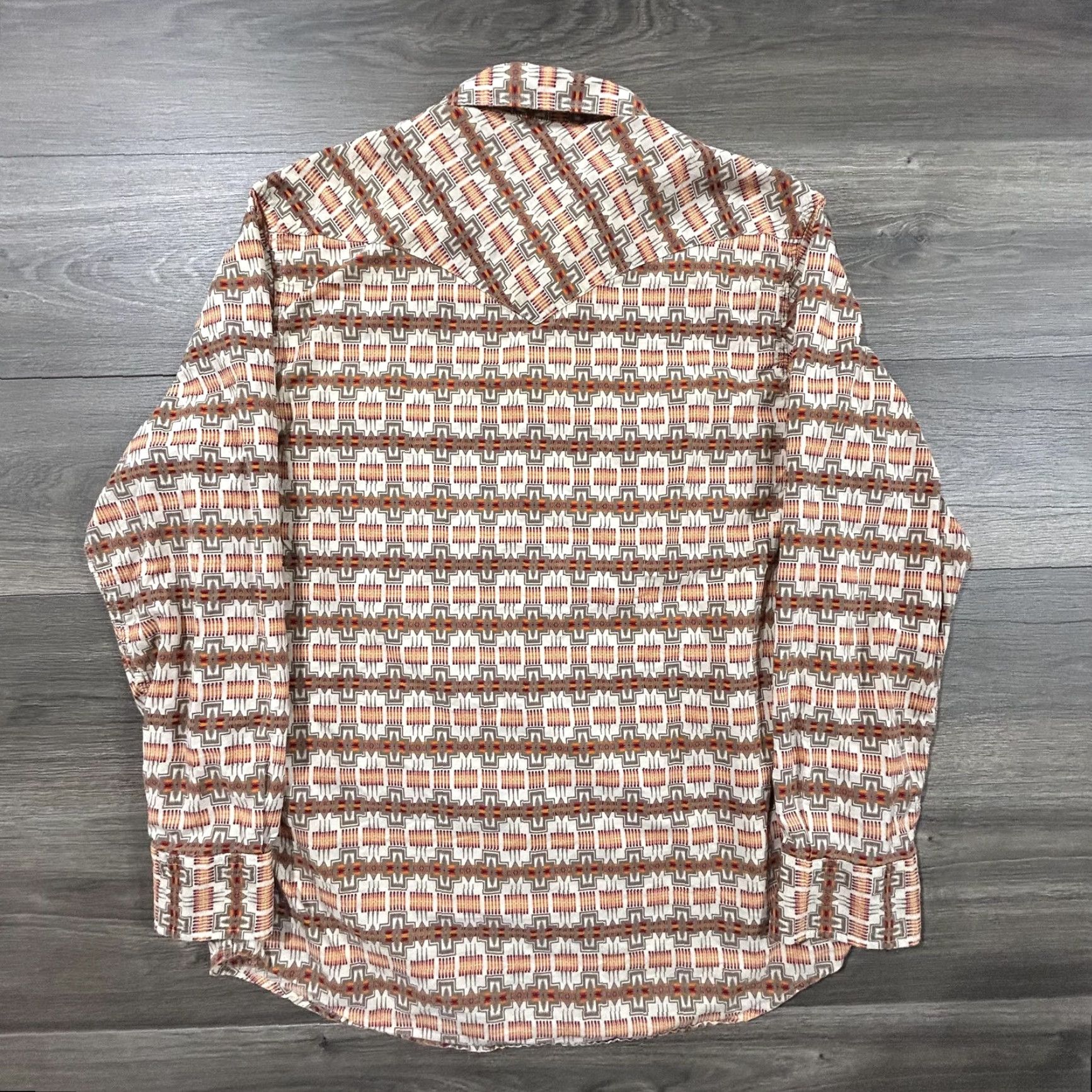 Pendleton VINTAGE Pendleton Geometric Aztec Frontier Shirt Mens Large Cotton Button-Up Western Front Snap Front Shirt Size US L / EU 52-54 / 3 - 3 Thumbnail