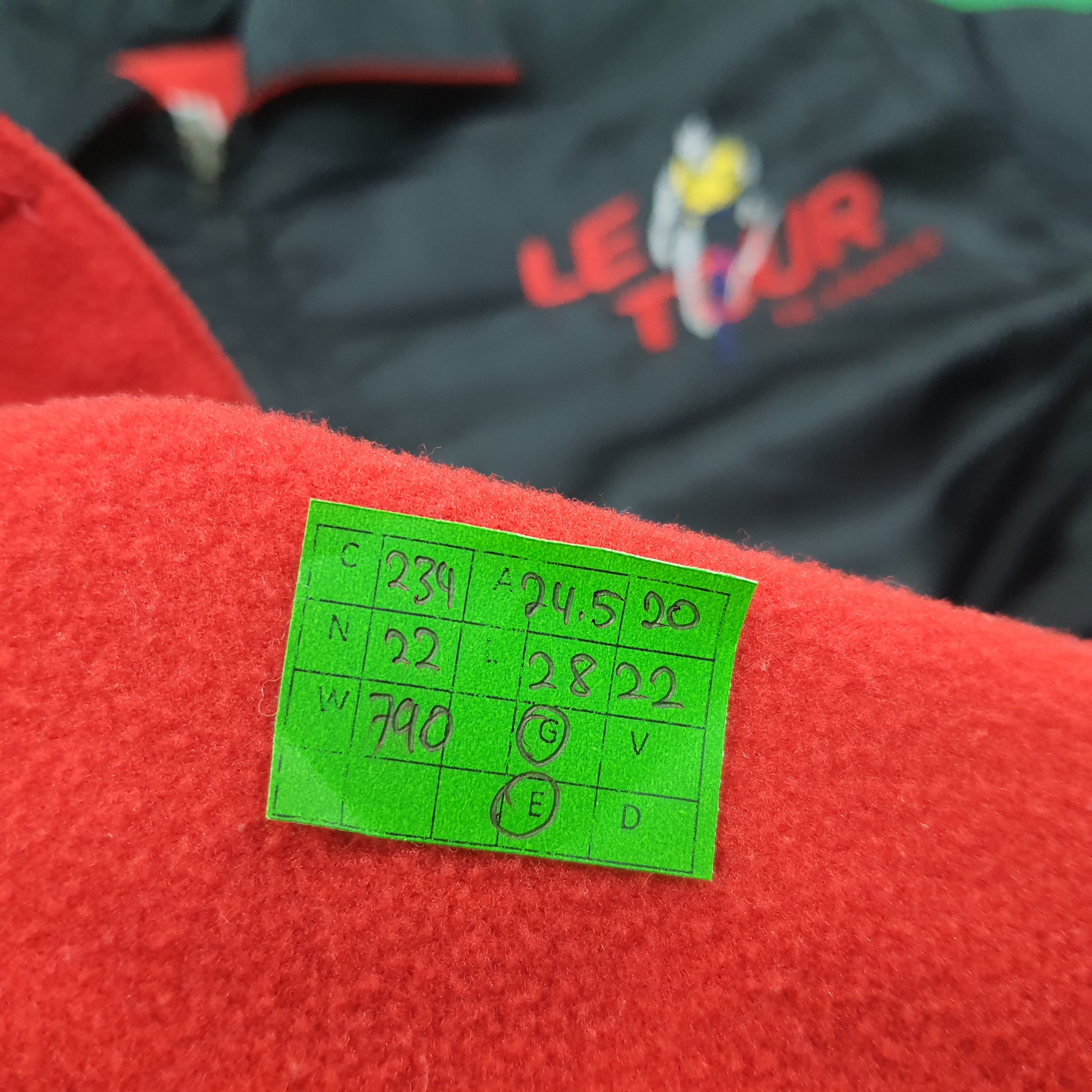 Vintage Vintage Le Tour De France Reversible Sports Jacket C234N22 Size US L / EU 52-54 / 3 - 11 Thumbnail