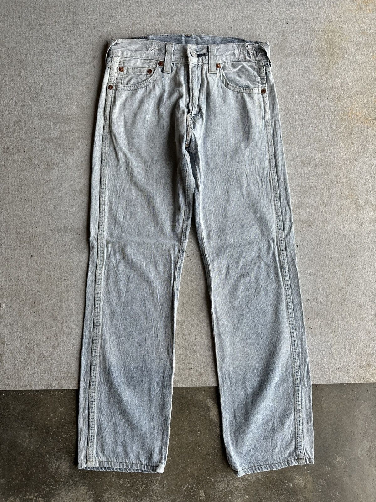 Levi's ✨SEND OFFERS✨ LEVI’S Jeans Light Wash Distressed Denim Pants Size US 30 / EU 46 - 1 Thumbnail