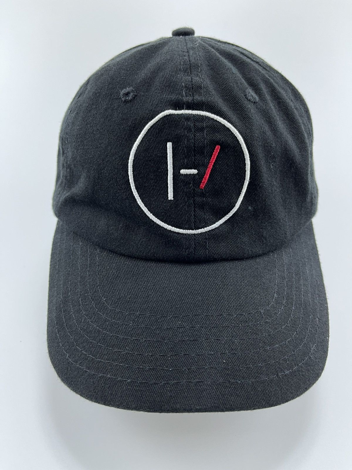 Band Tees Twenty One Pilots 6 panel Cap 💥 RARE Size ONE SIZE - 1 Thumbnail