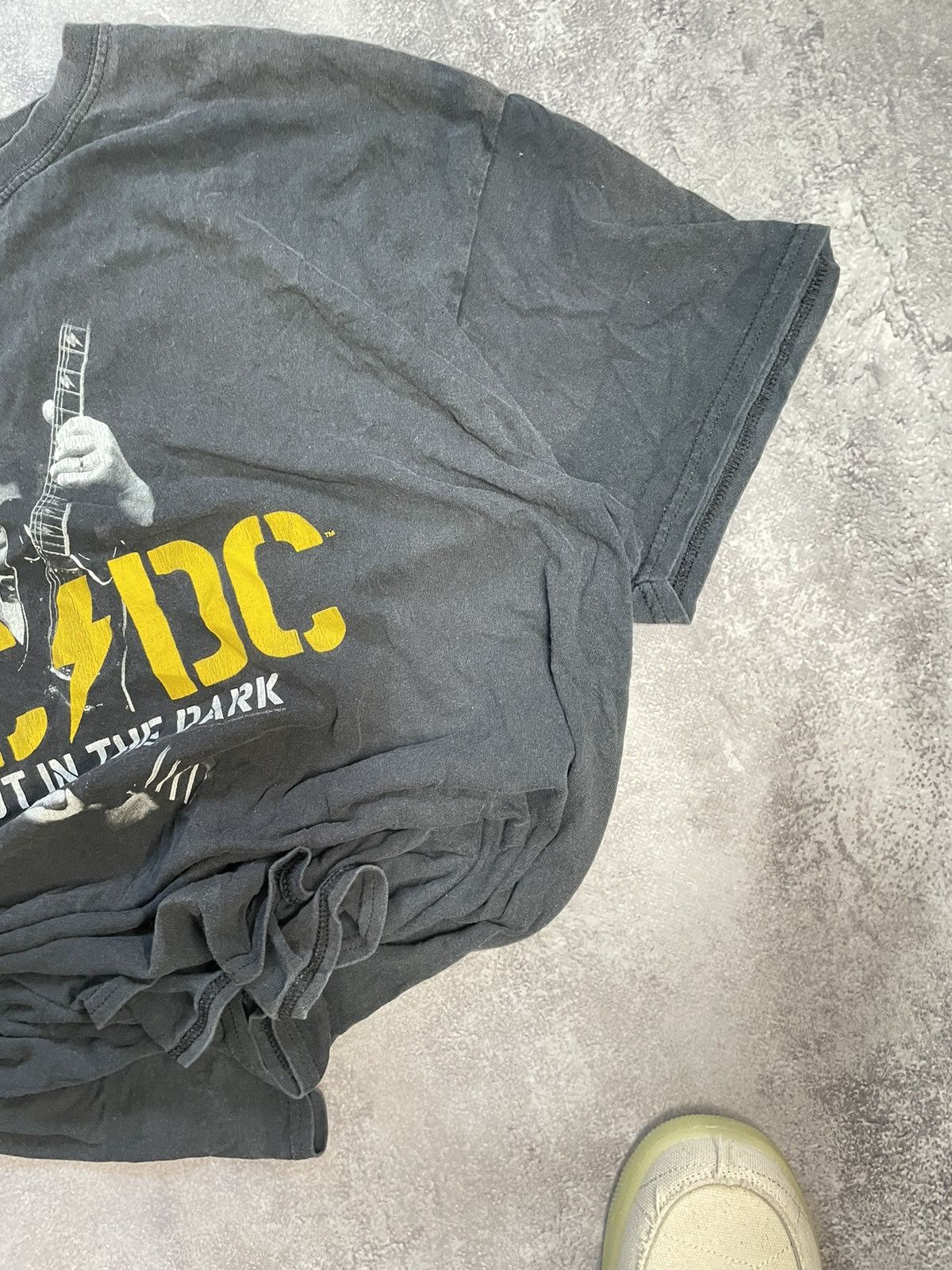 AC/DC Vtg ACDC Shot In The Dark THRASED BOXY Fit Tee Y2K 00s Size US XXL / EU 58 / 5 - 2 Thumbnail