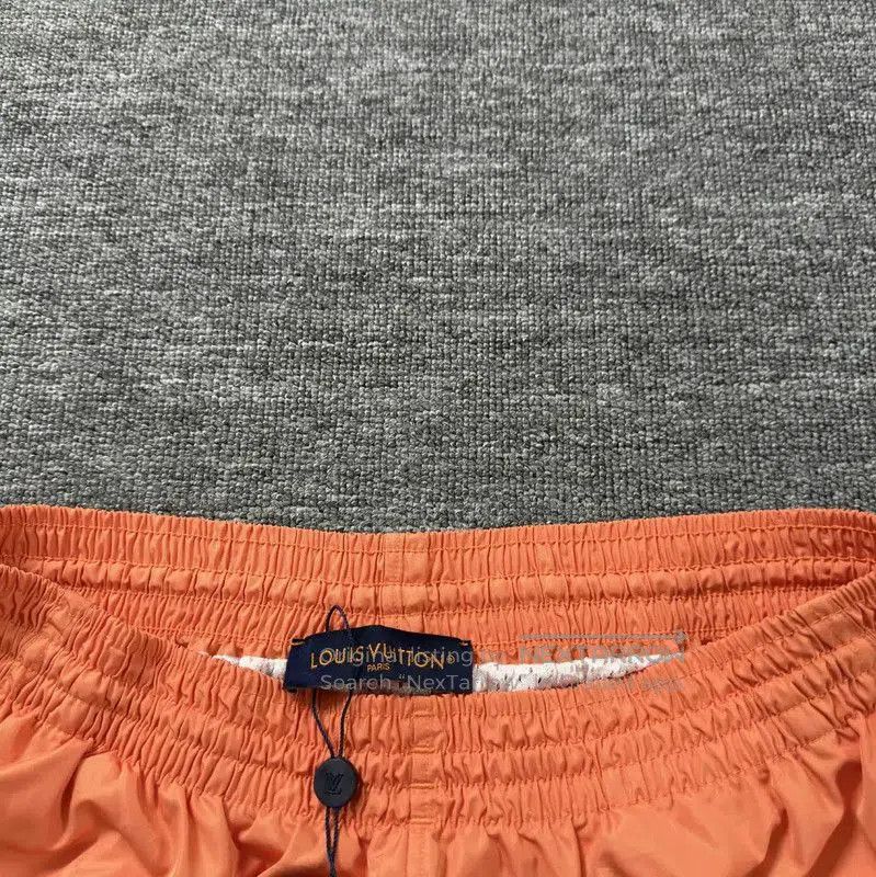 Louis Vuitton Louis Vuitton Men's XL Orange Cotton Shorts . Size US 34 / EU 50 - 3 Thumbnail