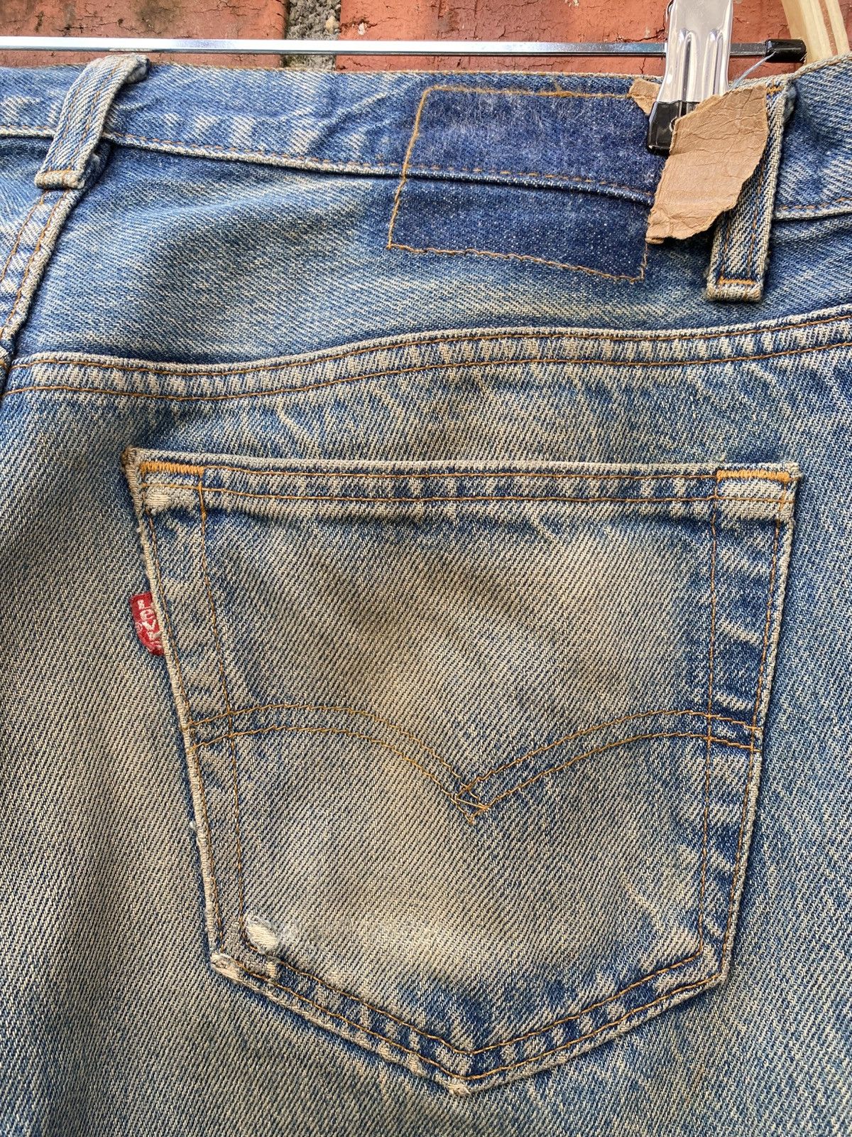 Levi's × Levi's Vintage Clothing × Vintage W33x33 Vintage levi's 501 made in USA distressed Size US 33 - 5 Thumbnail