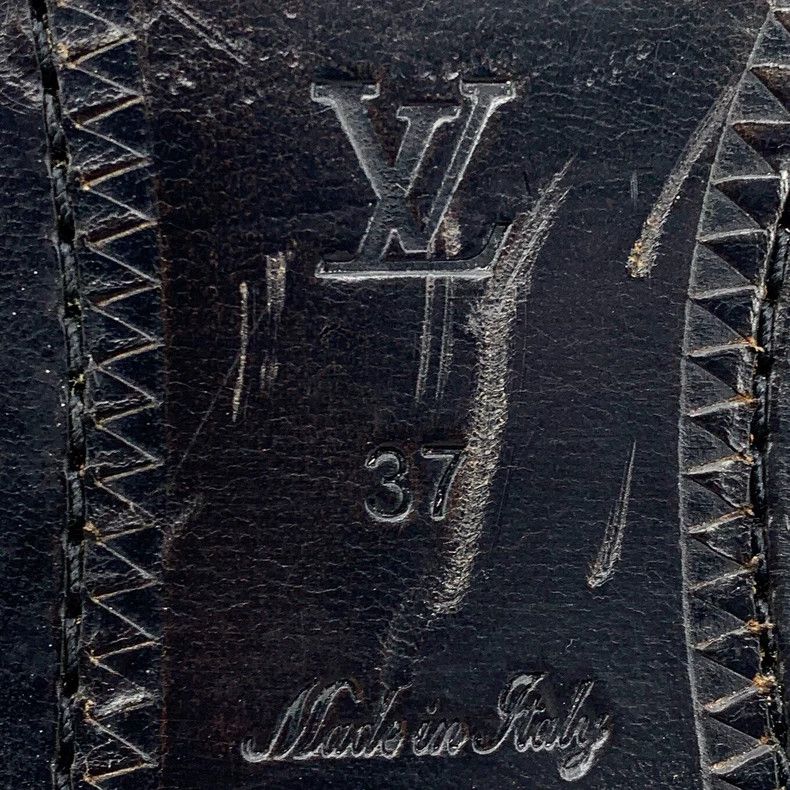 Louis Vuitton Louis Vuitton Black studded leather shoes with round toe s Size US 5 / EU 37 - 6 Thumbnail