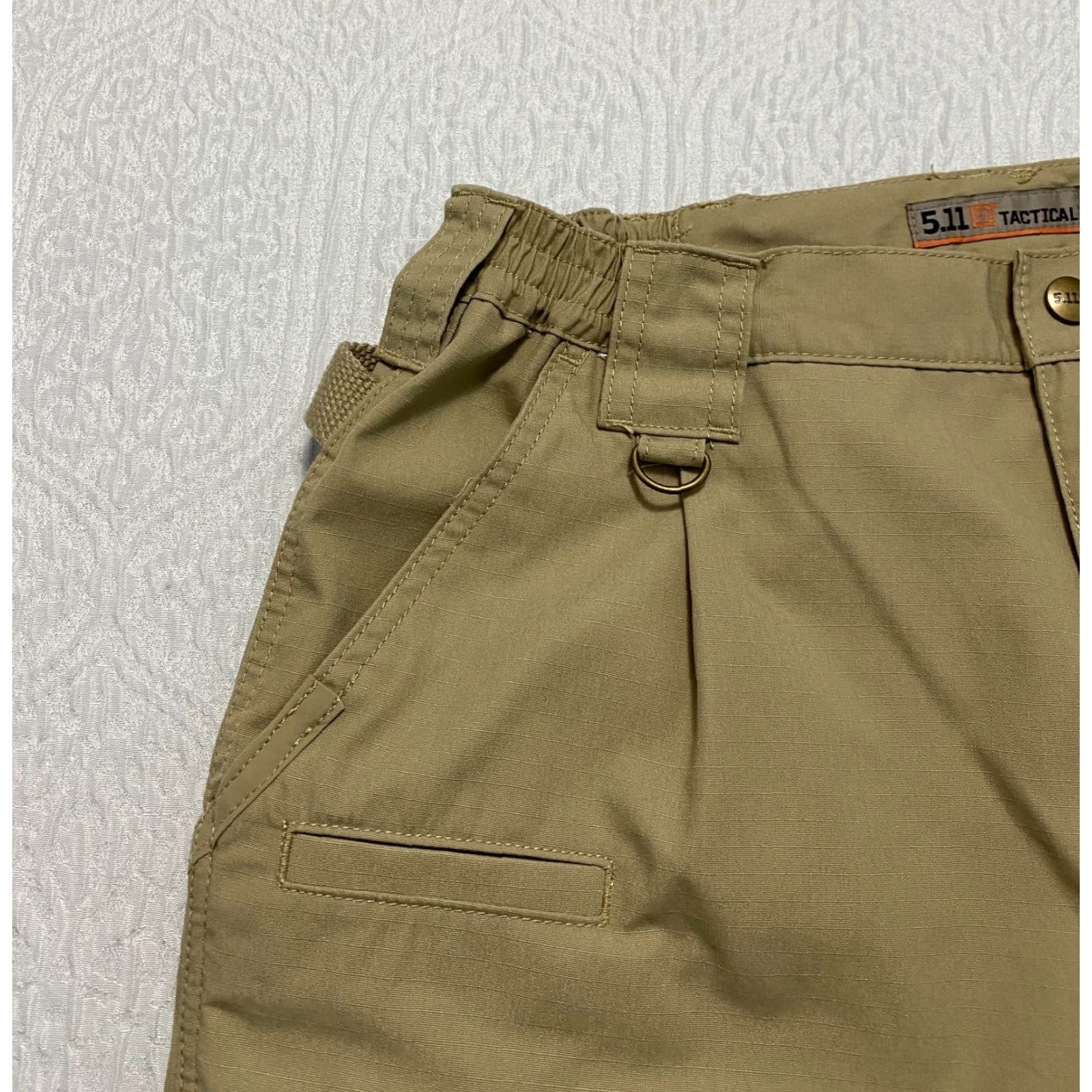 Vintage 5.11 Tactical Cargo Pants Mens Size 32×36 Beige Cargo Pocket Workwear Casual Pants Size US 32 / EU 48 - 5 Thumbnail