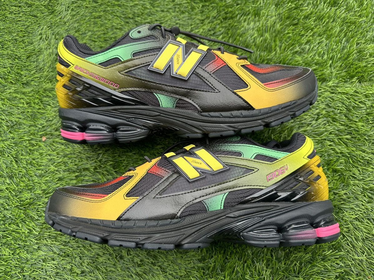 New Balance New Balance 1906U Bricks & Wood Echos of a Butterfly Sz 9.5M Size US 9.5 / EU 42-43 - 4 Thumbnail