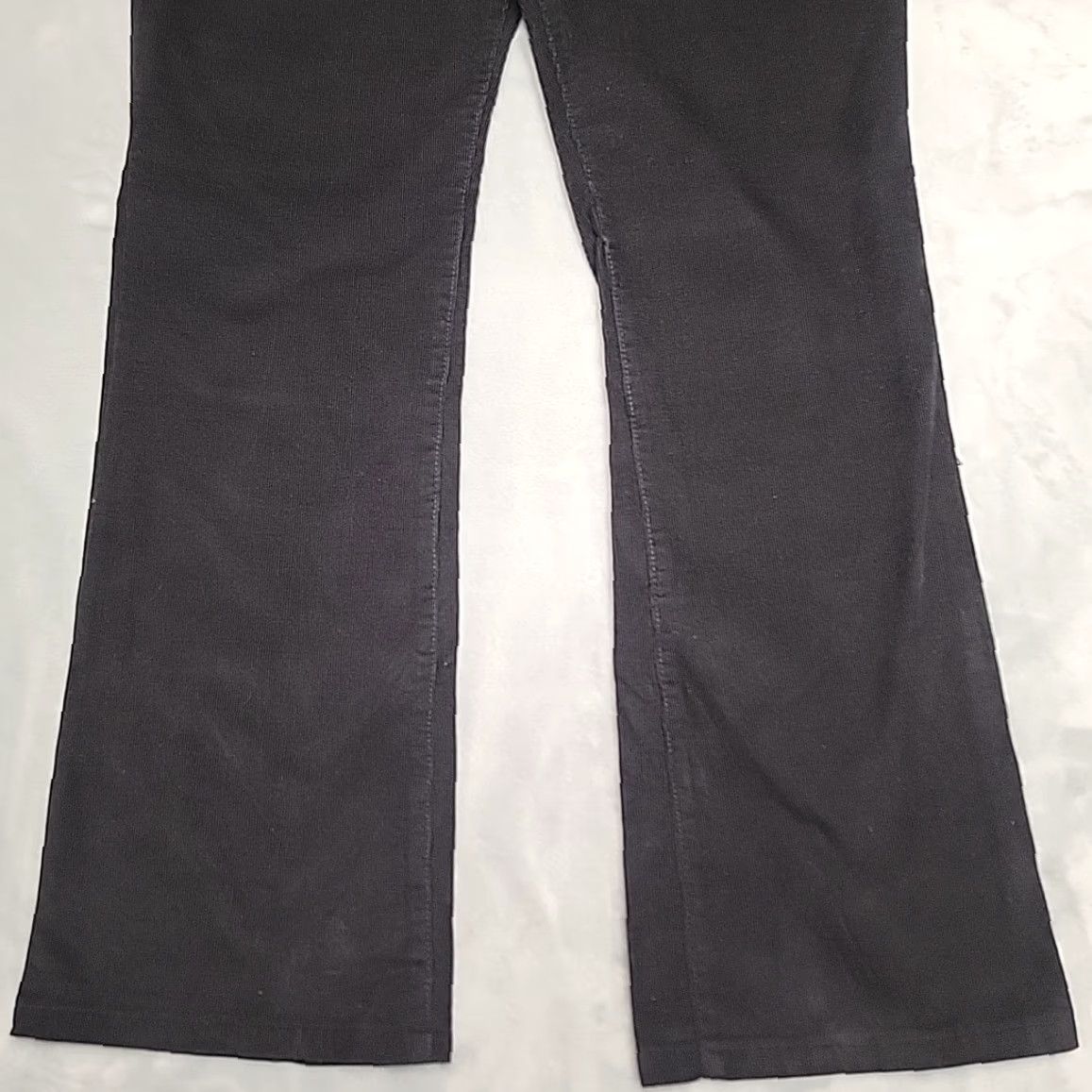 Eddie Bauer Eddie Bauer Pants Women 10 Black Corduroy Bootcut Retro Y2K Classic Size 32" / US 10 / IT 46 - 2 Thumbnail