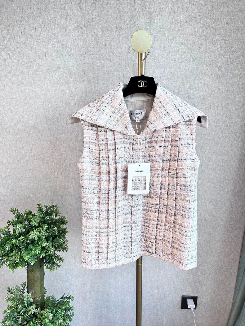 Chanel Chanel 22 Early Spring Light Pink Woven Vest Size XS / US 0-2 / IT 36-38 - 1 Thumbnail