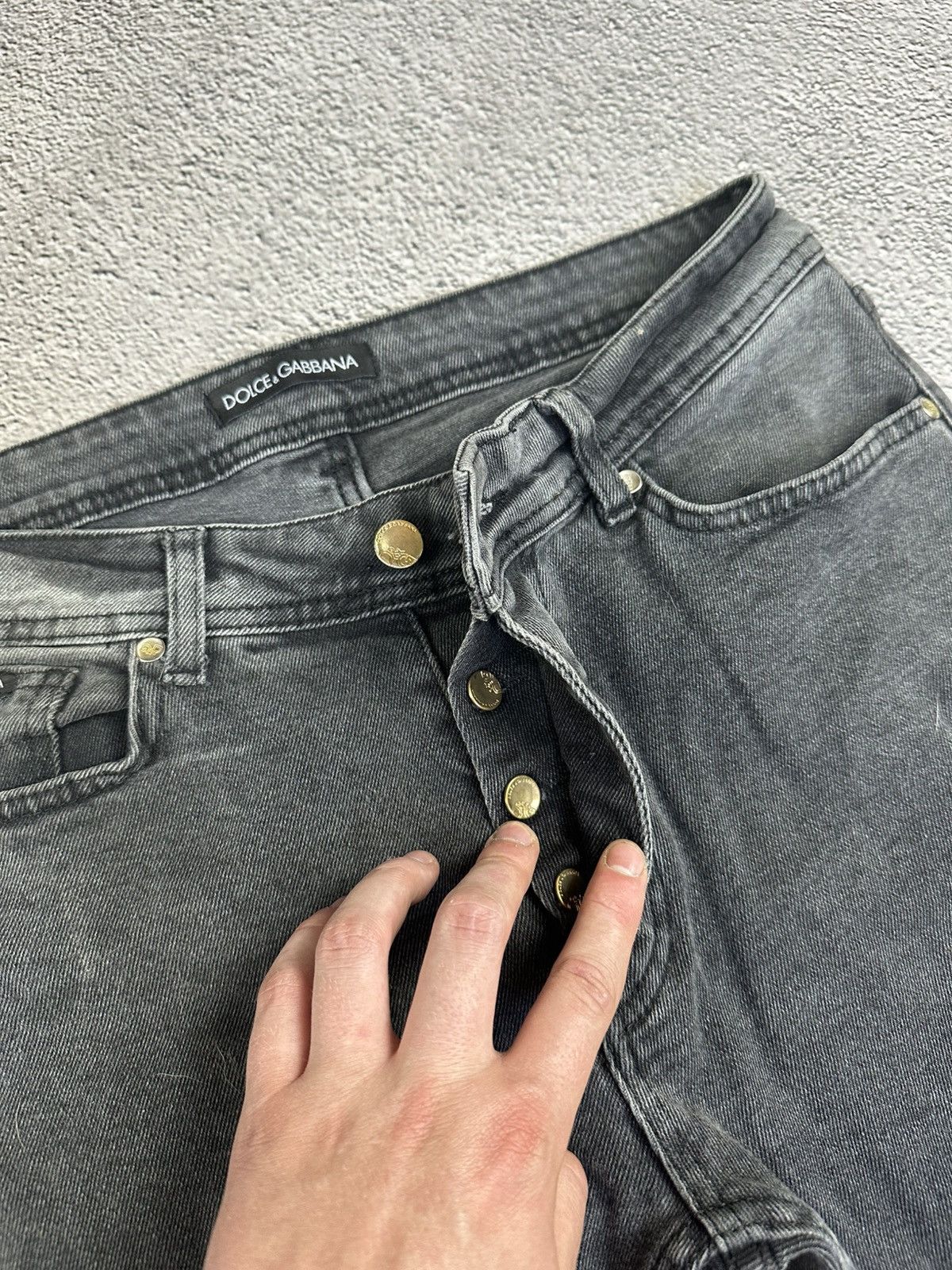 Japanese Brand × Vintage D&G Gold Logo Patch Distressed Denim Y2K Size US 30 / EU 46 - 9 Thumbnail