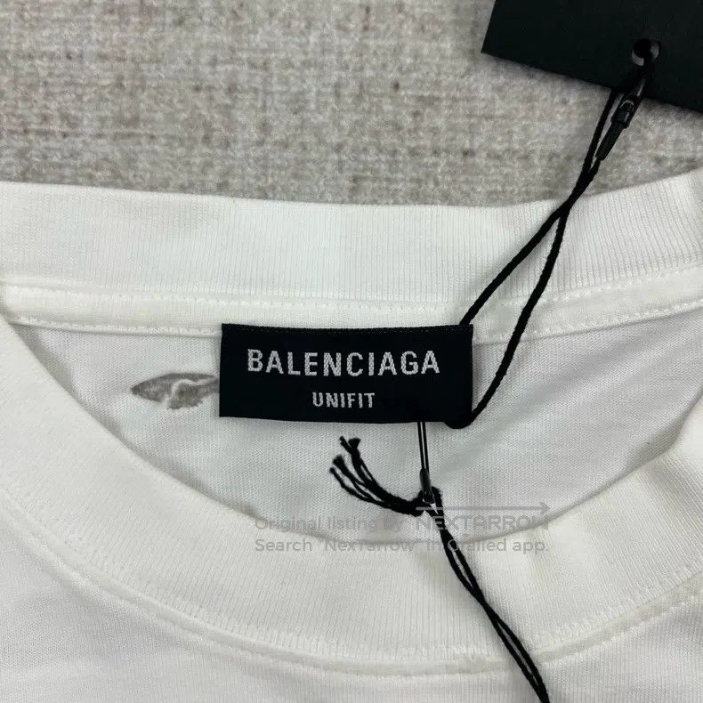 Balenciaga Balenciaga Ripped and Cracked Design Short-Sleeve Size US XS / EU 42 / 0 - 4 Thumbnail