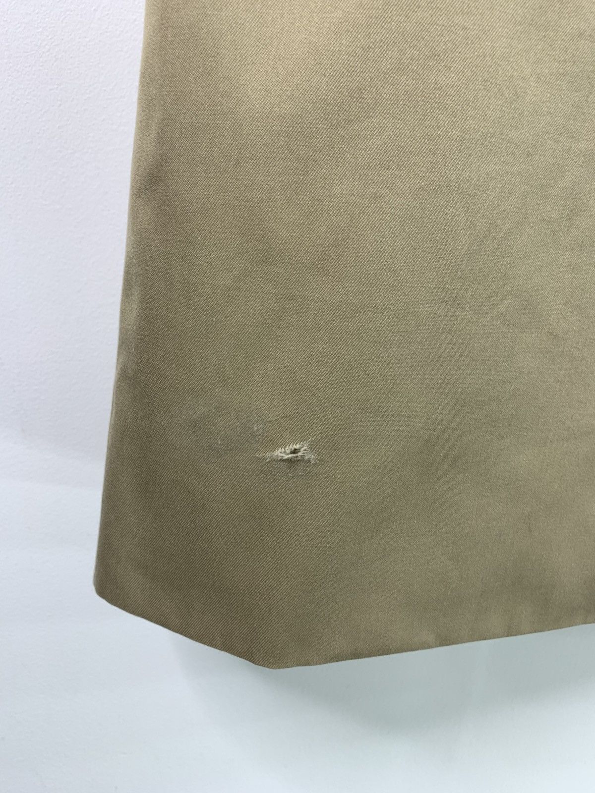 Burberry × Vintage Burberry Vintage Beige Trench Coat M/L Size Size US M / EU 48-50 / 2 - 11 Thumbnail