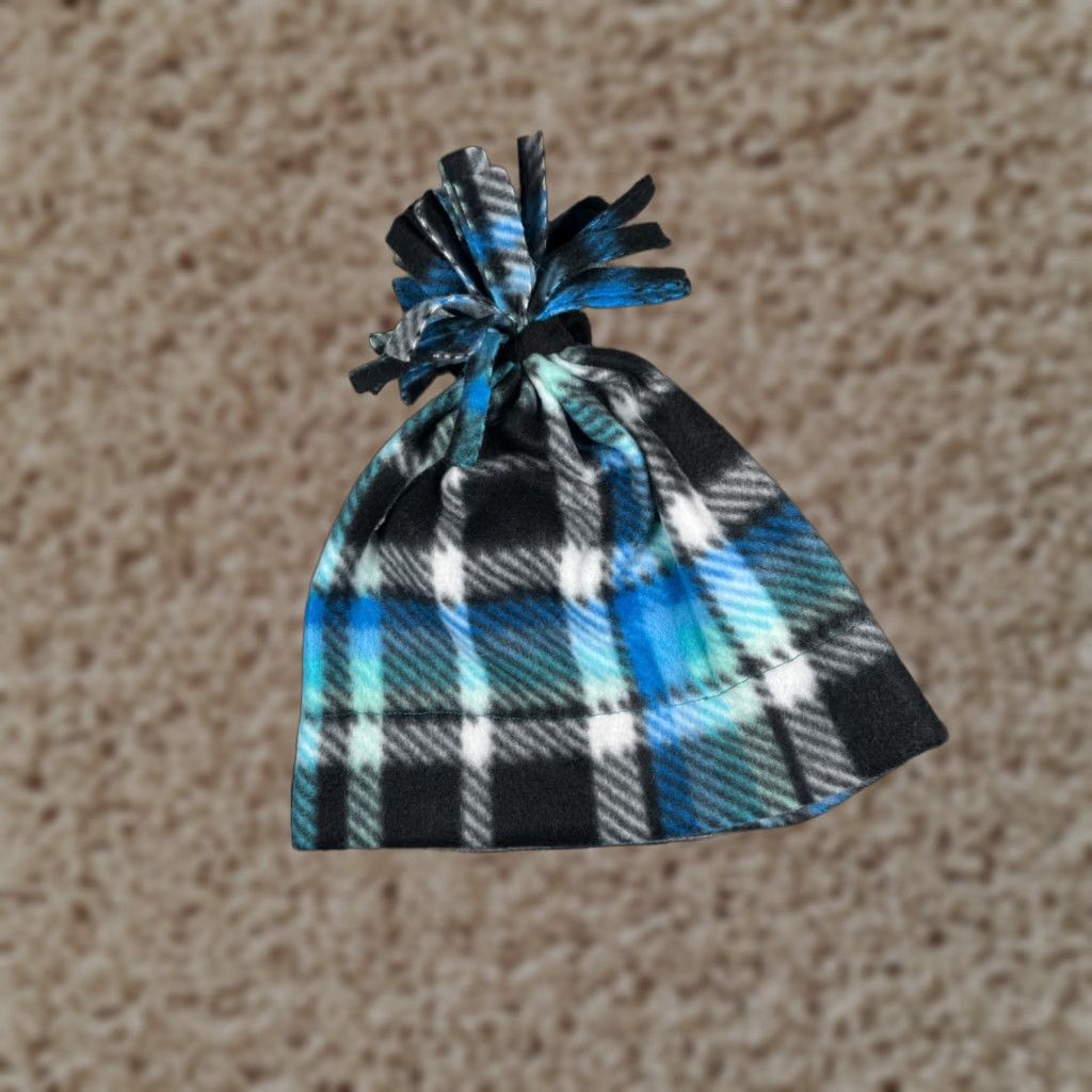 Vintage Beanie Toque Adult One Size Blue Plaid Knit Polyester Fleece Lightweight Ski Pom Size US M / EU 48-50 / 2 - 1 Thumbnail