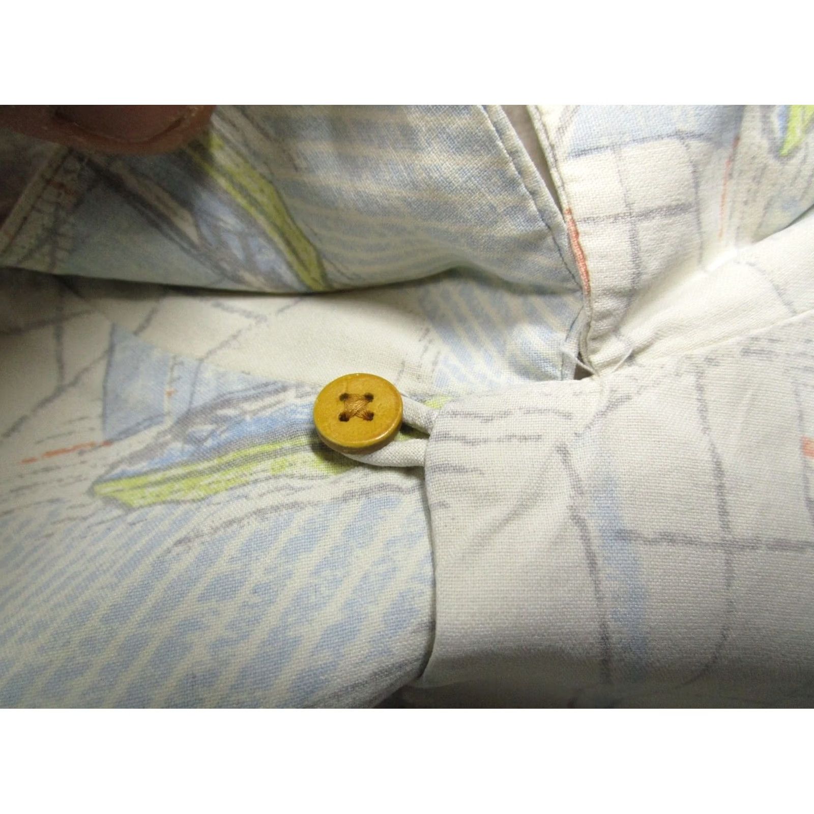 Tommy Bahama Tommy Bahama Shirt Men XL Beige Silk Short Sleeve Hawaiian Button-Up Collar Beach Crew Size US XL / EU 56 / 4 - 7 Thumbnail