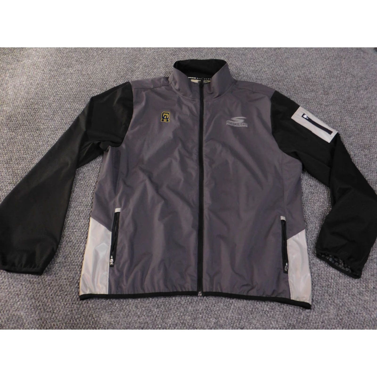 SKECHERS Skechers Performance Jacket Mens 2XL Gray Windbreaker Full Zip Golf Windproof Water Resistant Reflective Pockets Zip Lined GoShield Size US XXL / EU 58 / 5 - 2 Thumbnail