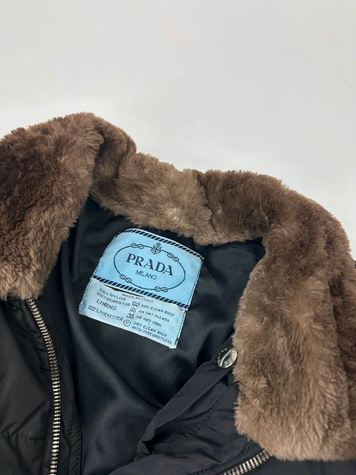 Prada Prada Milano FW1994 Black Cropped Bomber Puffer Jacket Size M / US 6-8 / IT 42-44 - 9 Thumbnail