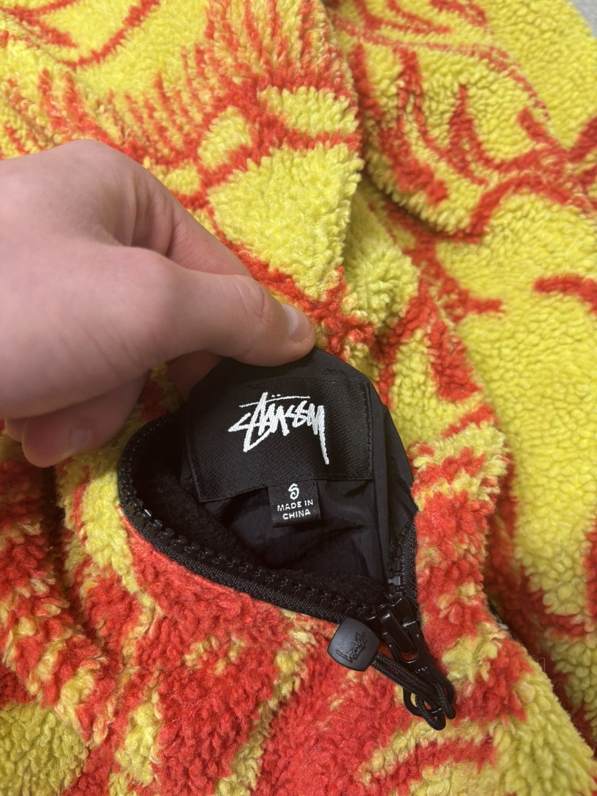 Stussy Stussy Dragon Sherpa Reversiable Yellow And Black Size US S / EU 44-46 / 1 - 4 Thumbnail