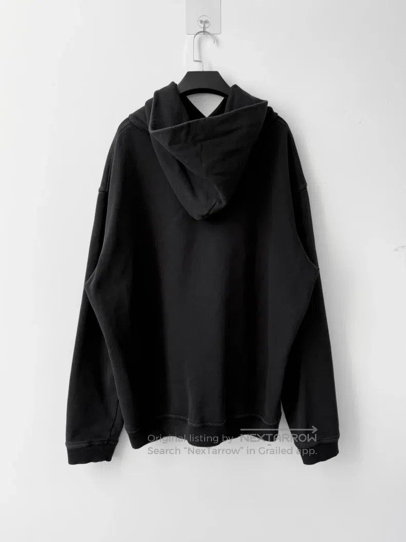 Maison Margiela Maison Margiela Inverted Logo Sweatshirt Size US S / EU 44-46 / 1 - 3 Thumbnail