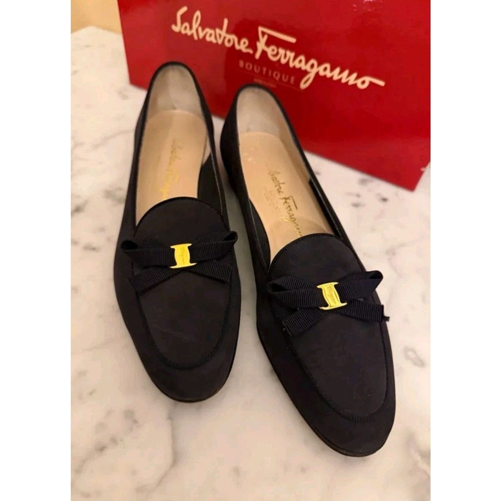 Vintage Rare Salvatore Ferragamo Vara Bow Loafers Black 7.5