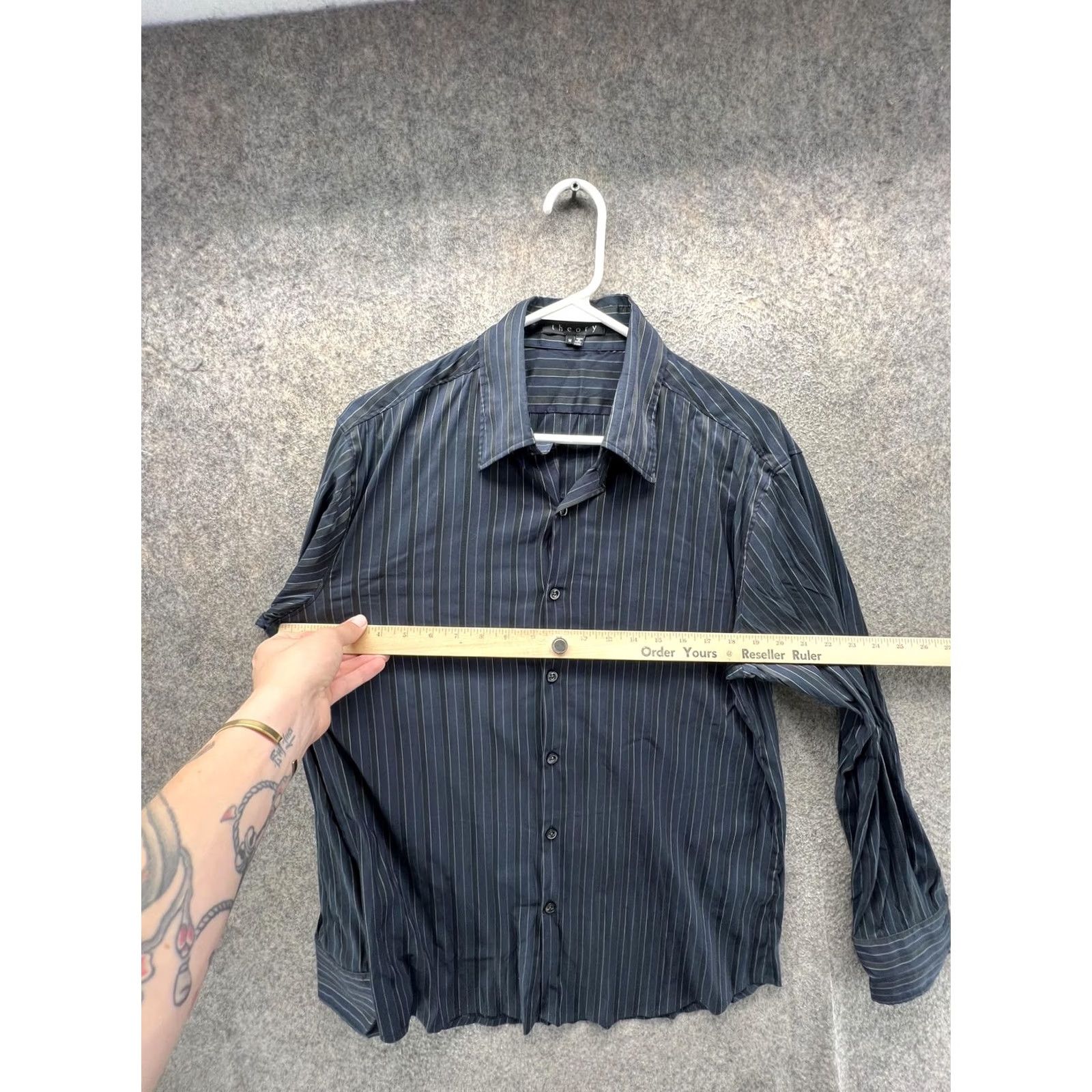 Theory Theory Dress Shirt Mens M Blue Pinstripe Long Sleeve Button Front Vintage Size 40R - 2 Thumbnail