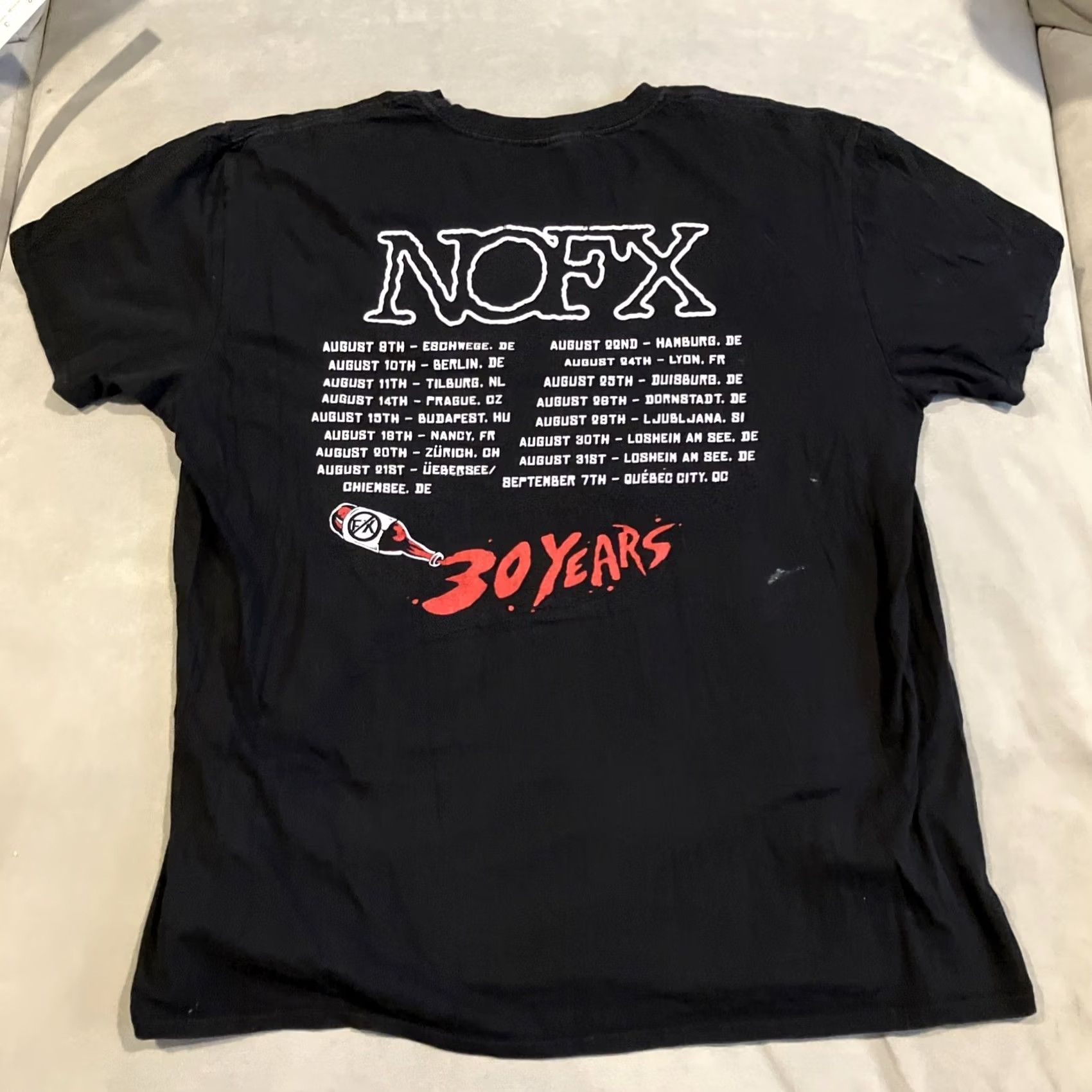 Gildan Vintage NoFX Gildan 30 Years European Tour T Shirt RARE Men's Size XL Size US XL / EU 56 / 4 - 4 Thumbnail