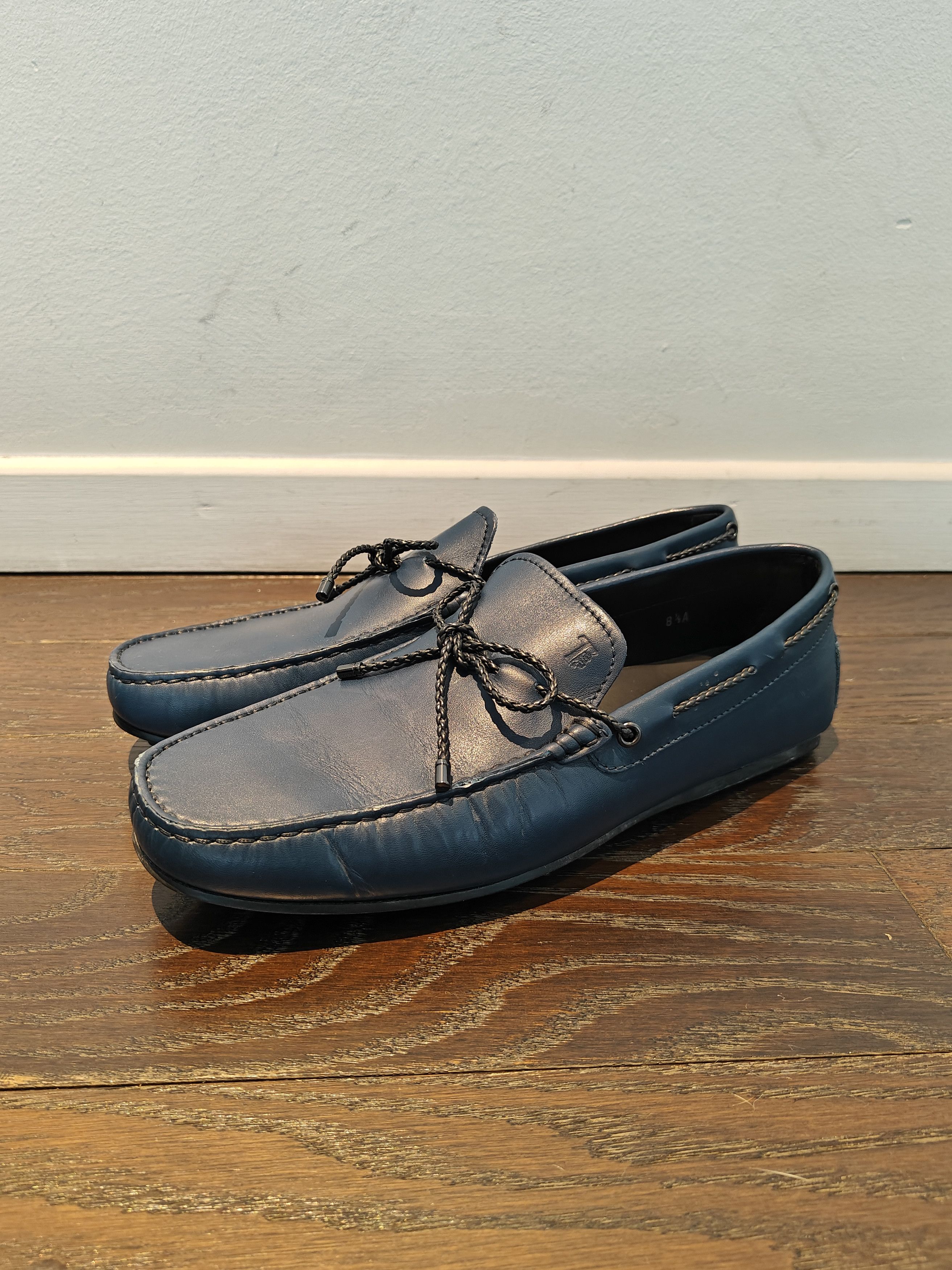 Tod's Tod's Navy Leather Bow Slip On Loafers Gommino Size US 9.5 / EU 42-43 - 1 Thumbnail
