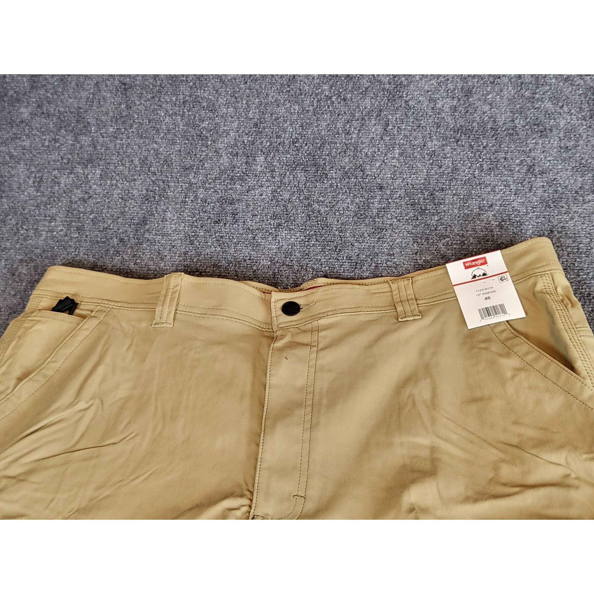 Wrangler Wrangler Performance Elastic Waist Shorts Men Sz 40 Khaki Br Size US 40 / EU 56 - 2 Thumbnail
